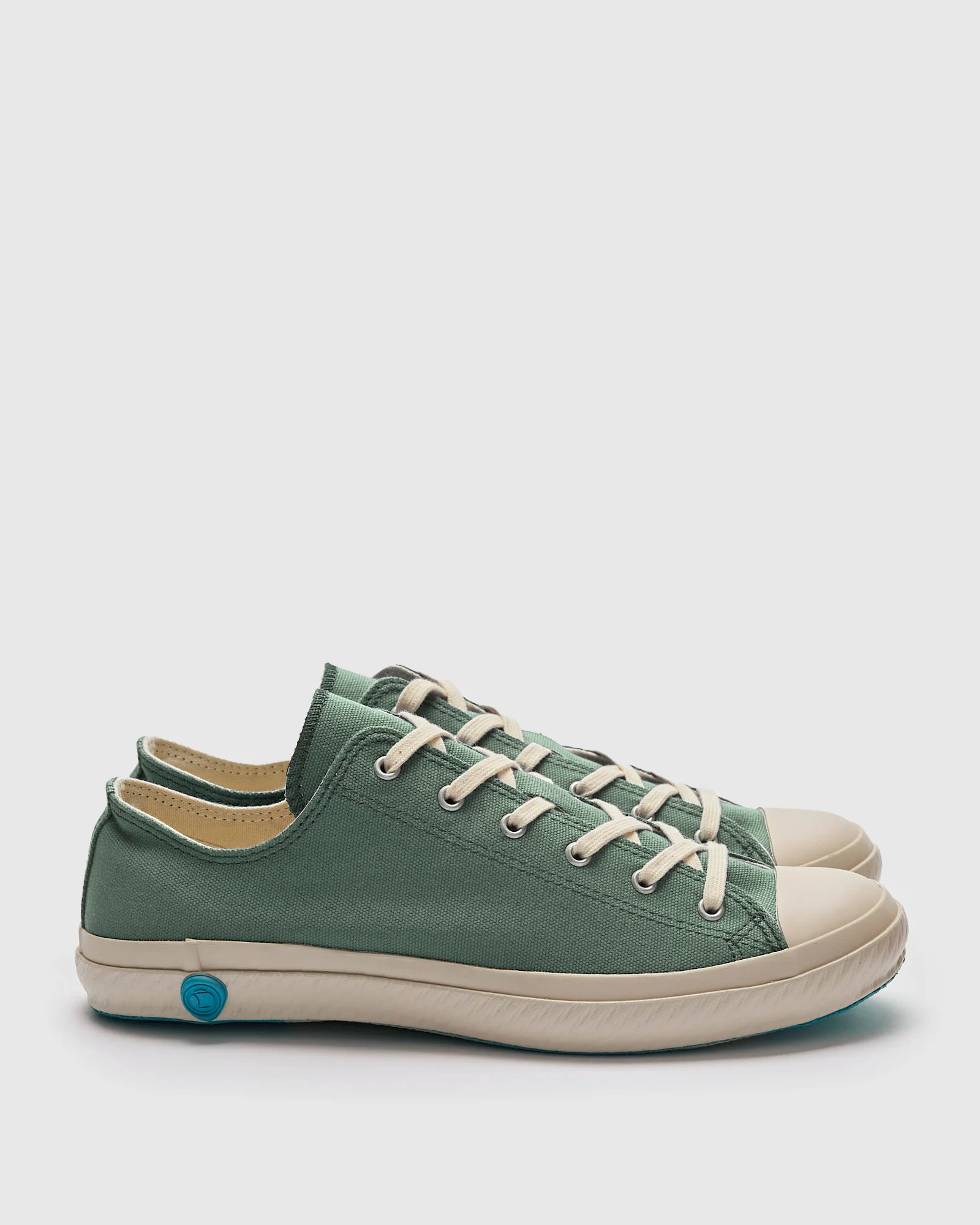 01JP Low Top Sneaker in Green - Image 3