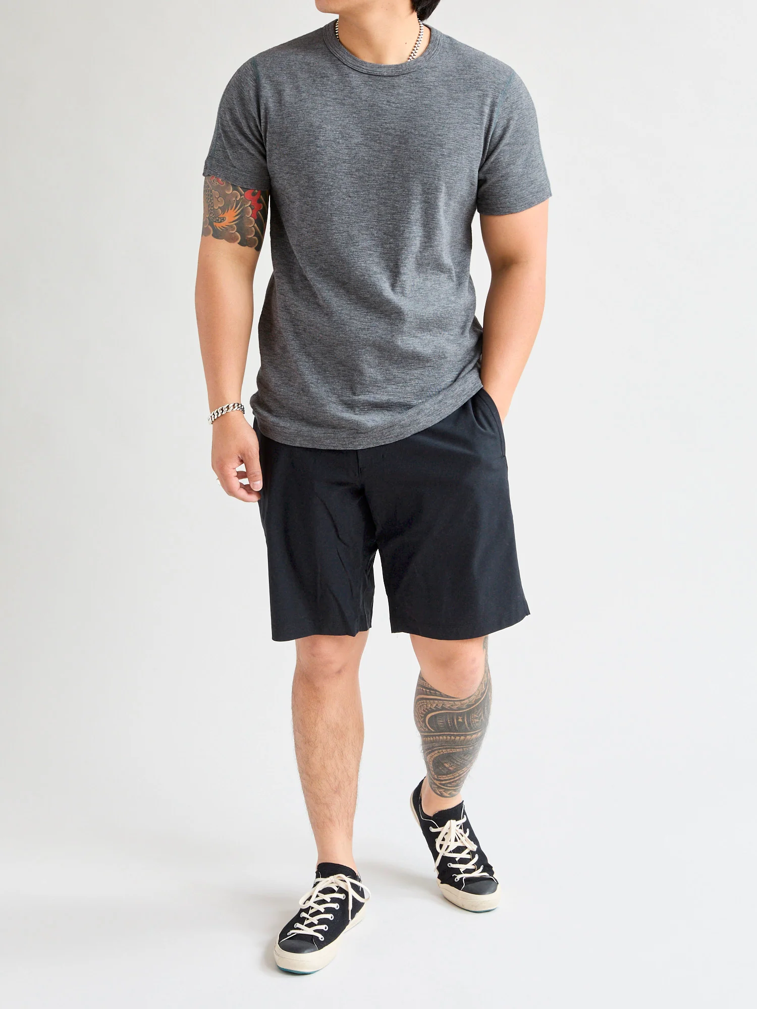 1x1 Slub T-Shirt in Heather Carbon - Image 9