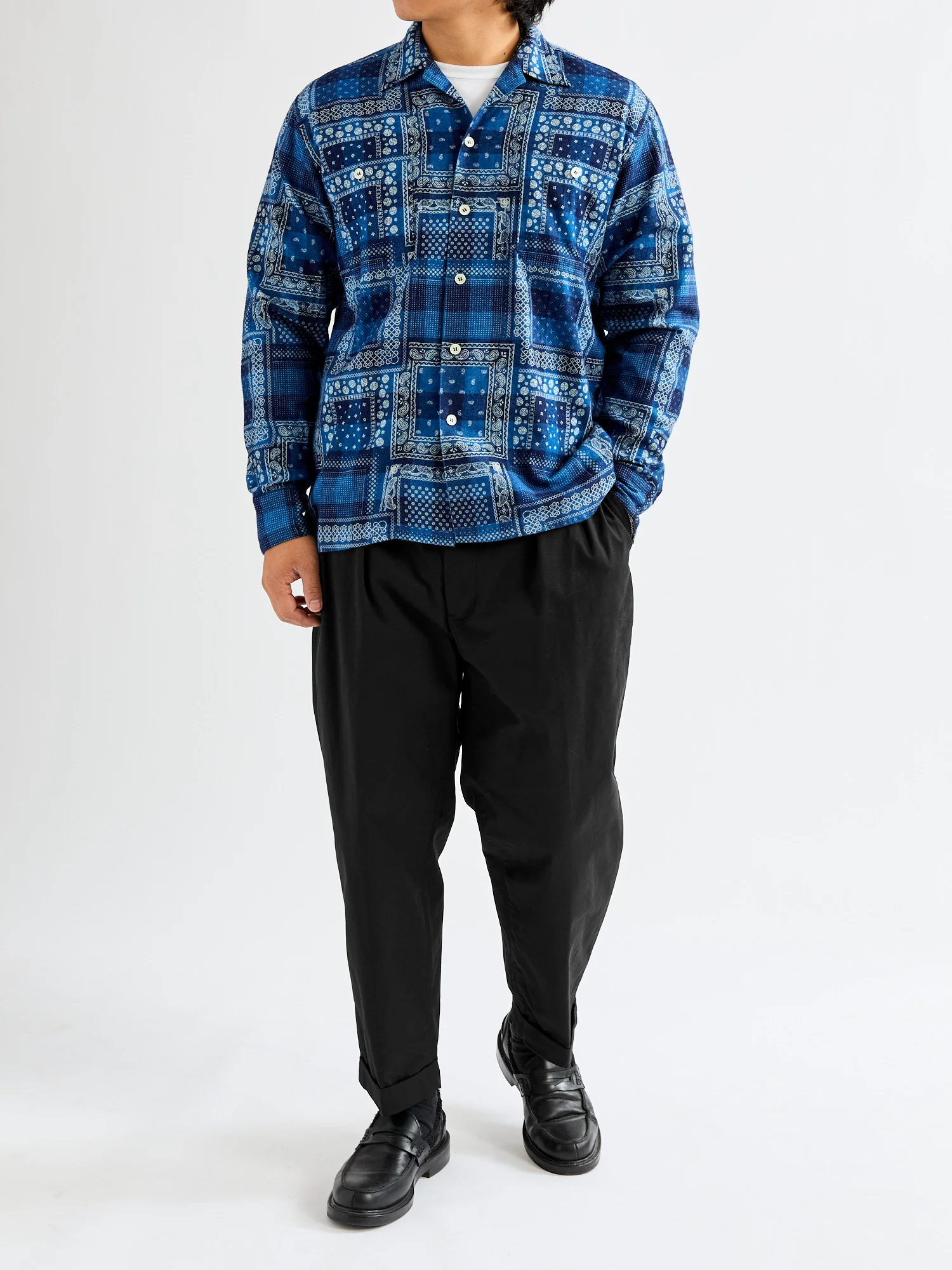 2-Pleat Twill Trousers in Black - Image 11