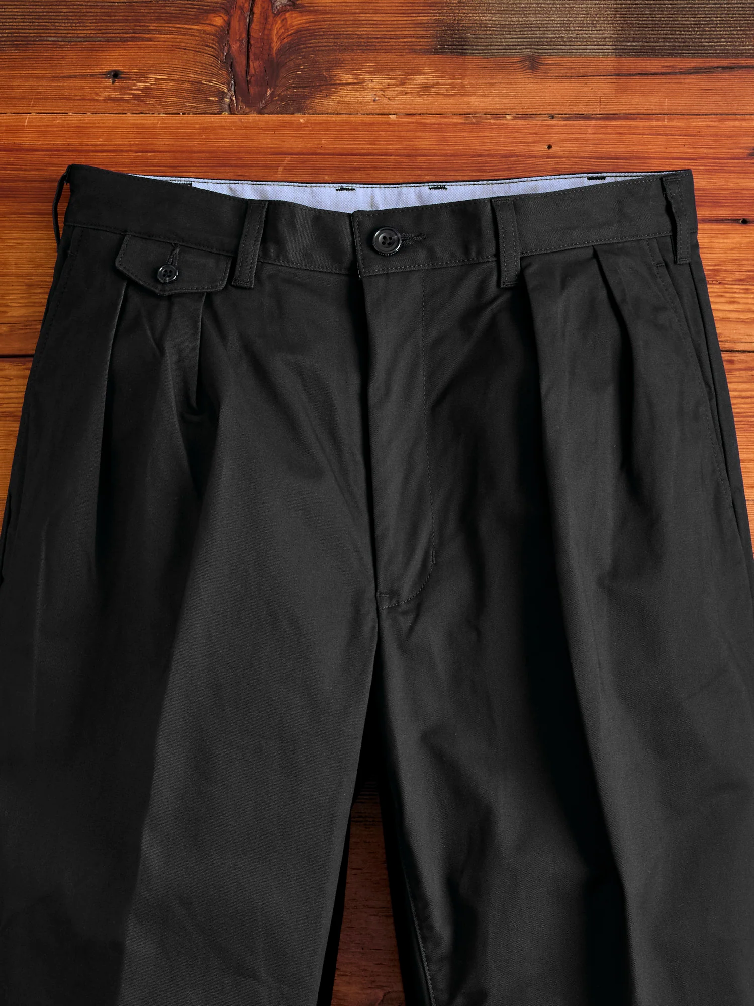 2-Pleat Twill Trousers in Black - Image 4