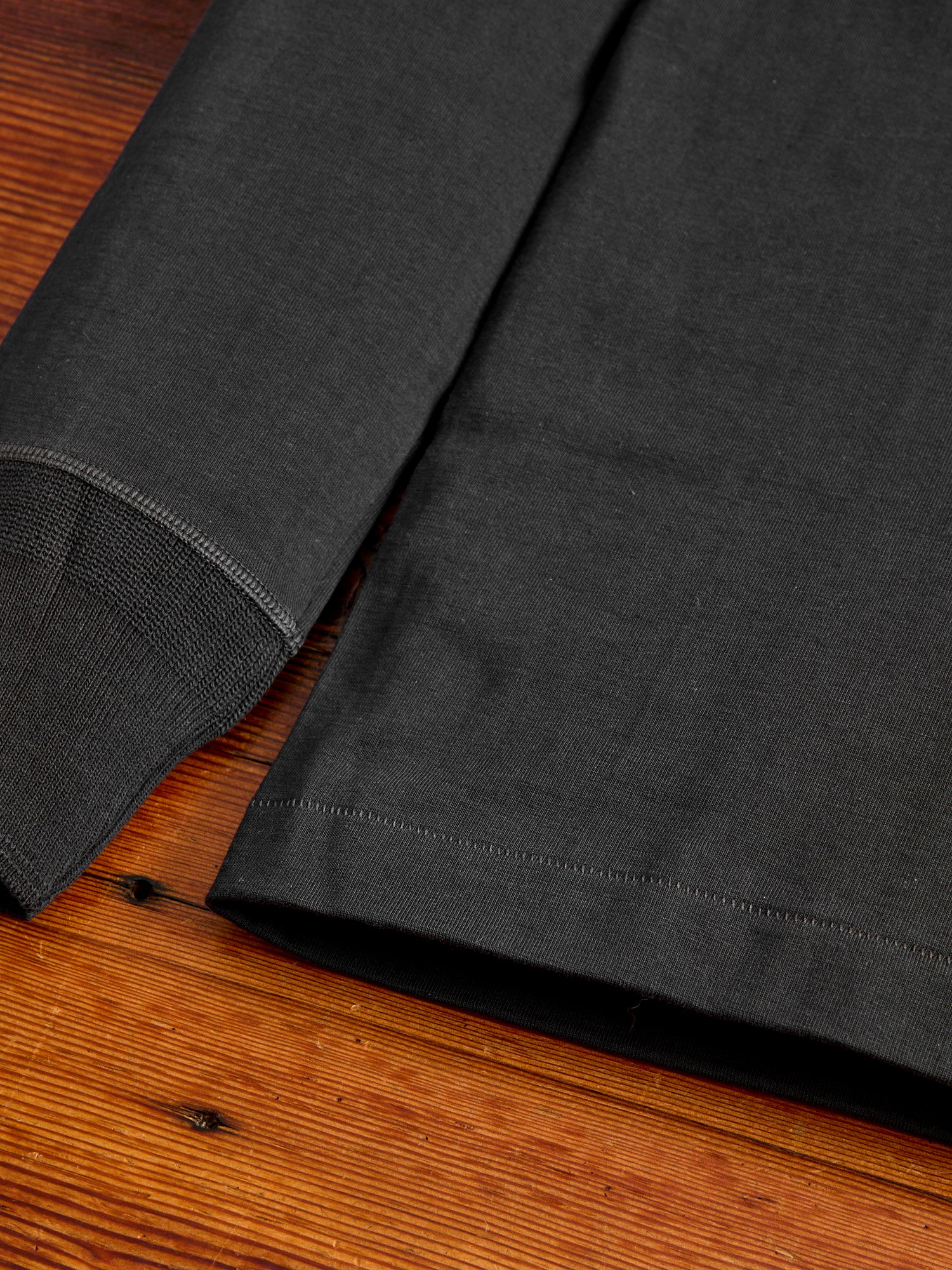 206 "Good Originals" 7.2oz Loopwheel Henley in Charcoal - Image 6