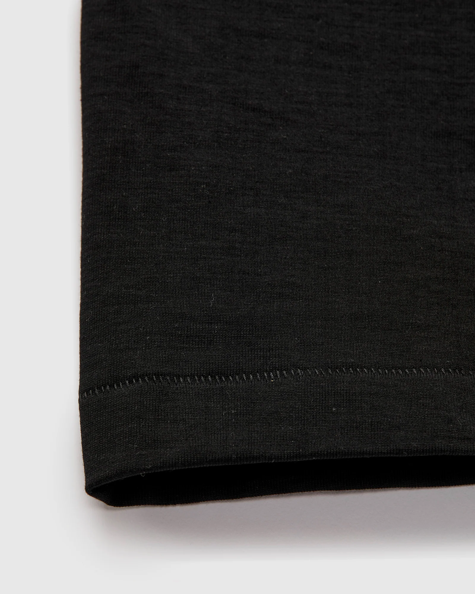 215 "Good Originals" Heavyweight 7.2oz Loopwheel T-Shirt in Deep Black - Image 5