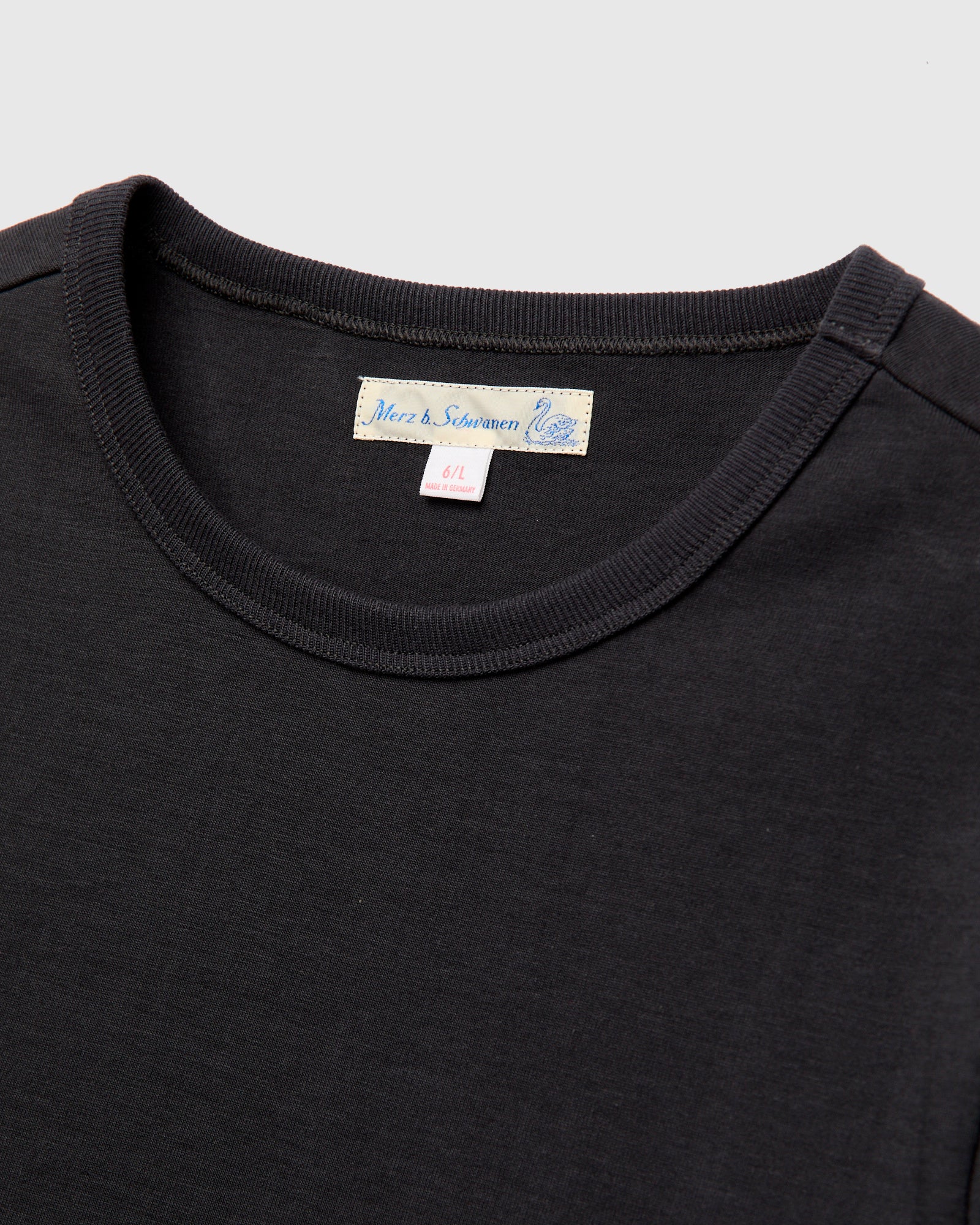 215 "Good Originals" Heavyweight 7.2oz Loopwheel T-Shirt in Charcoal - Image 3