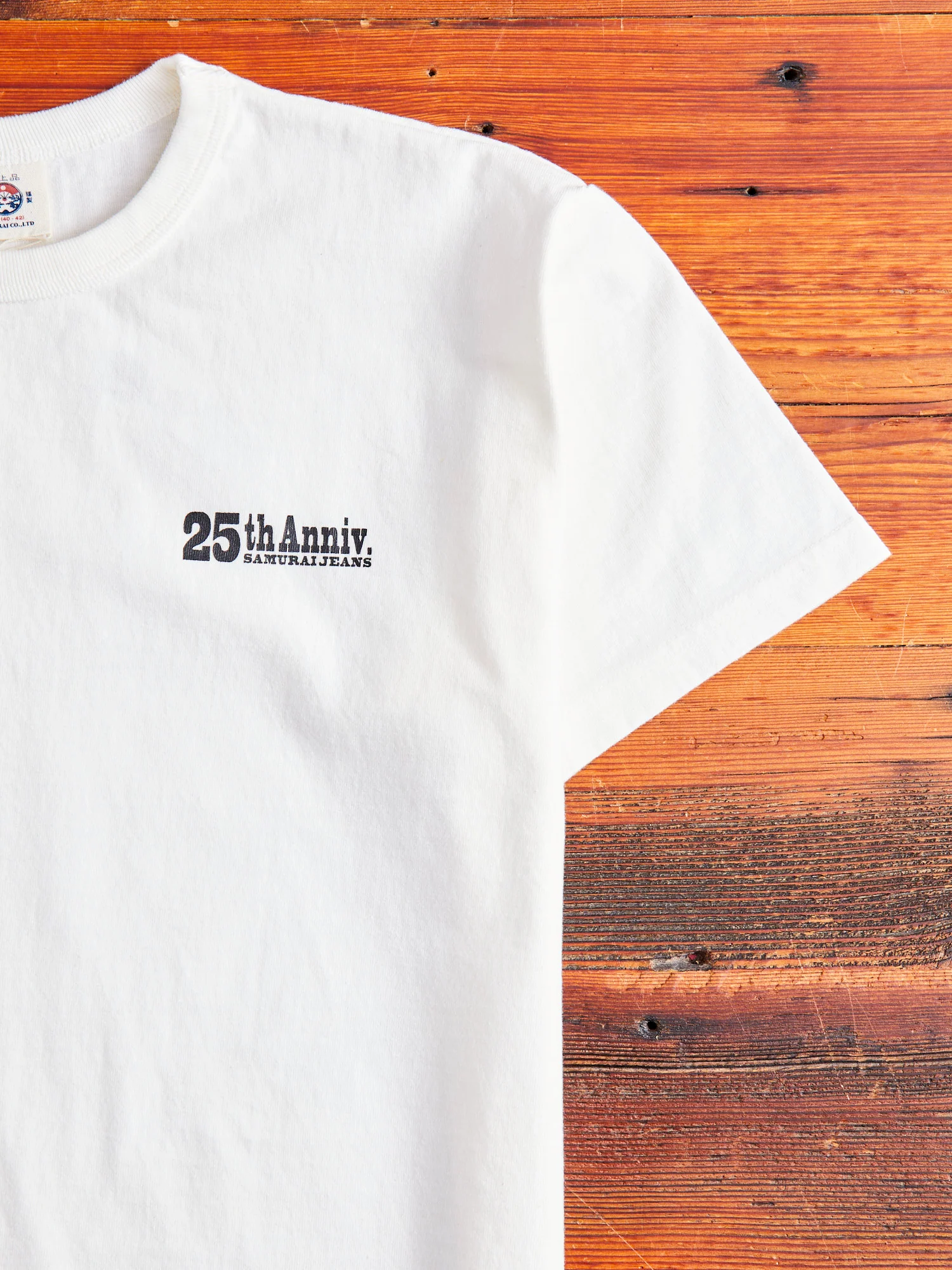 "25th Anniversary" Heavyweight T-Shirt in White - Image 5