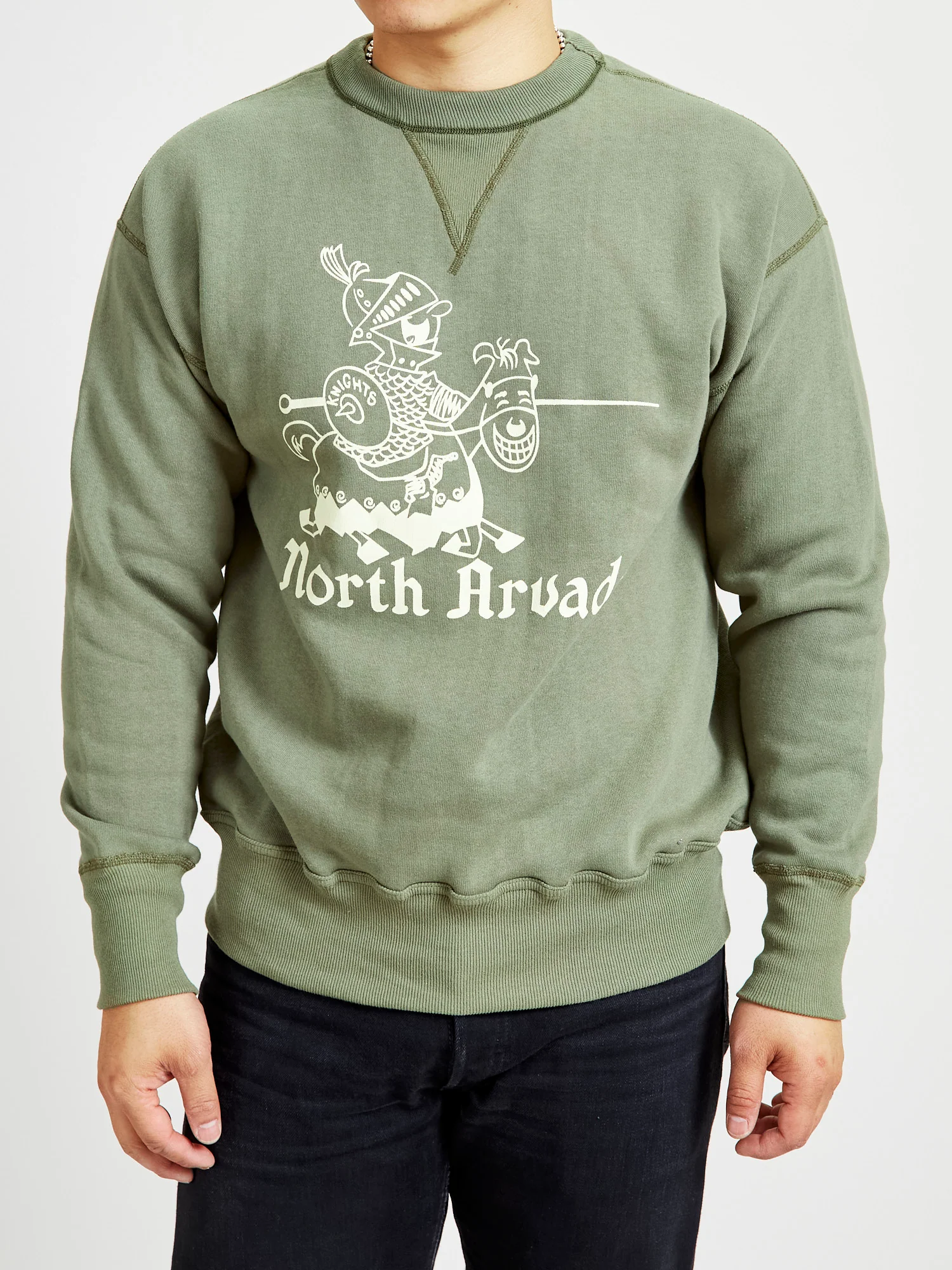 401 "North Arvada" Loopwheel Sweatshirt in OD Green - Image 2