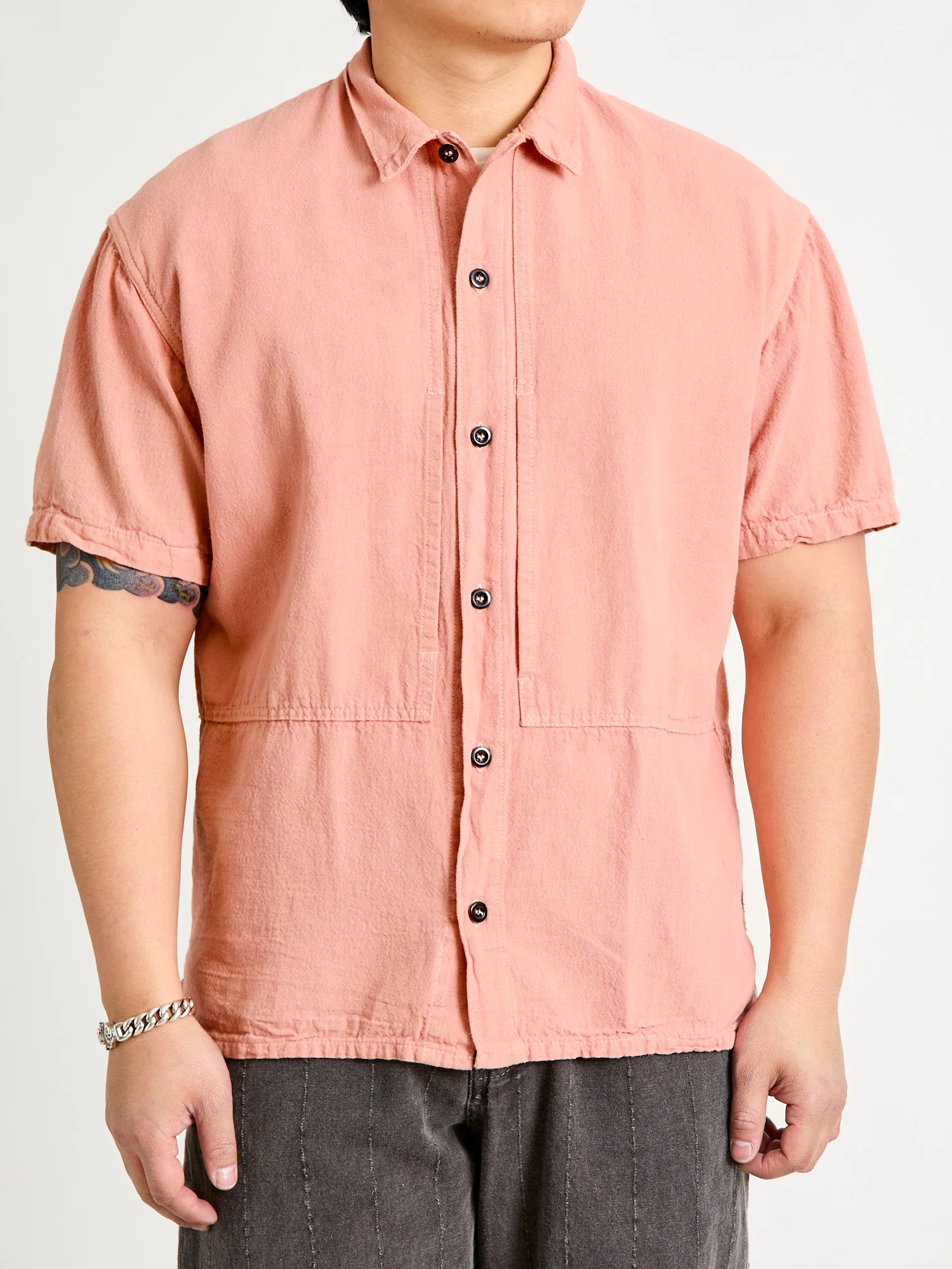 479 Short Sleeve Square Tail Yoke Shirt in Madder - Image 2