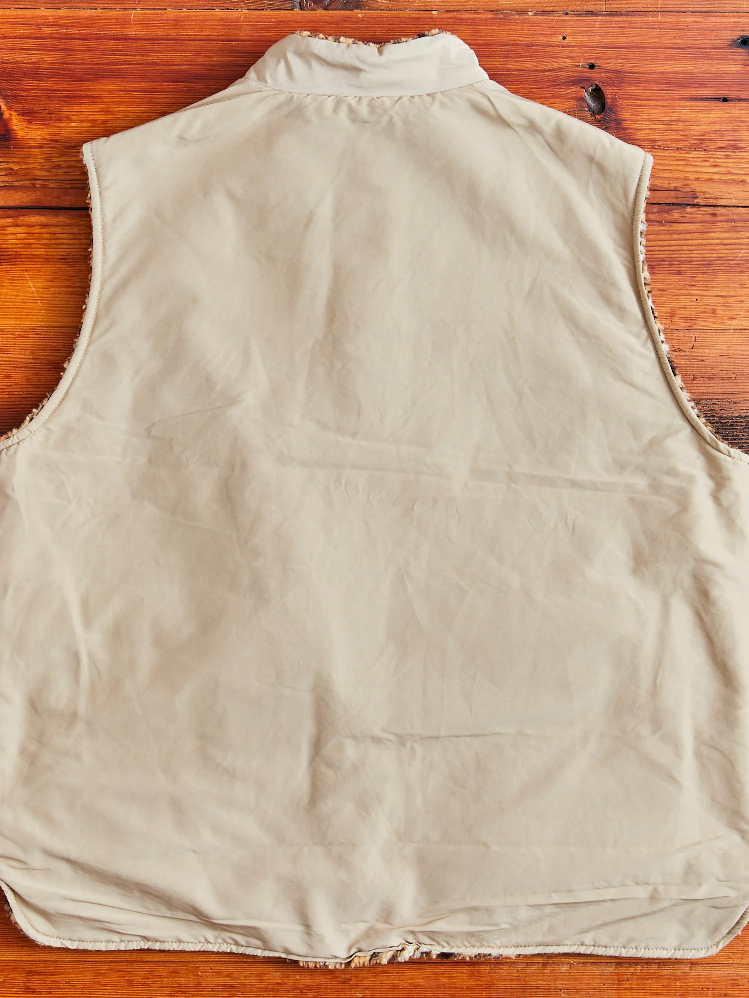 60/40 Cloth Reversible Vest in Beige - Image 14