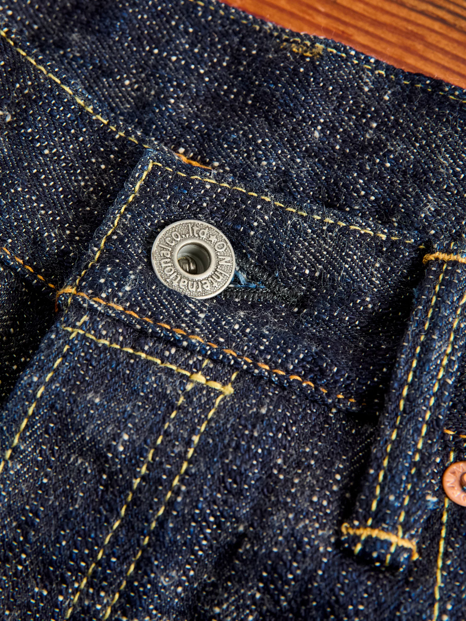 622 "Kasuri" 17oz Slub Selvedge Denim - Relaxed Tapered Fit - Image 8
