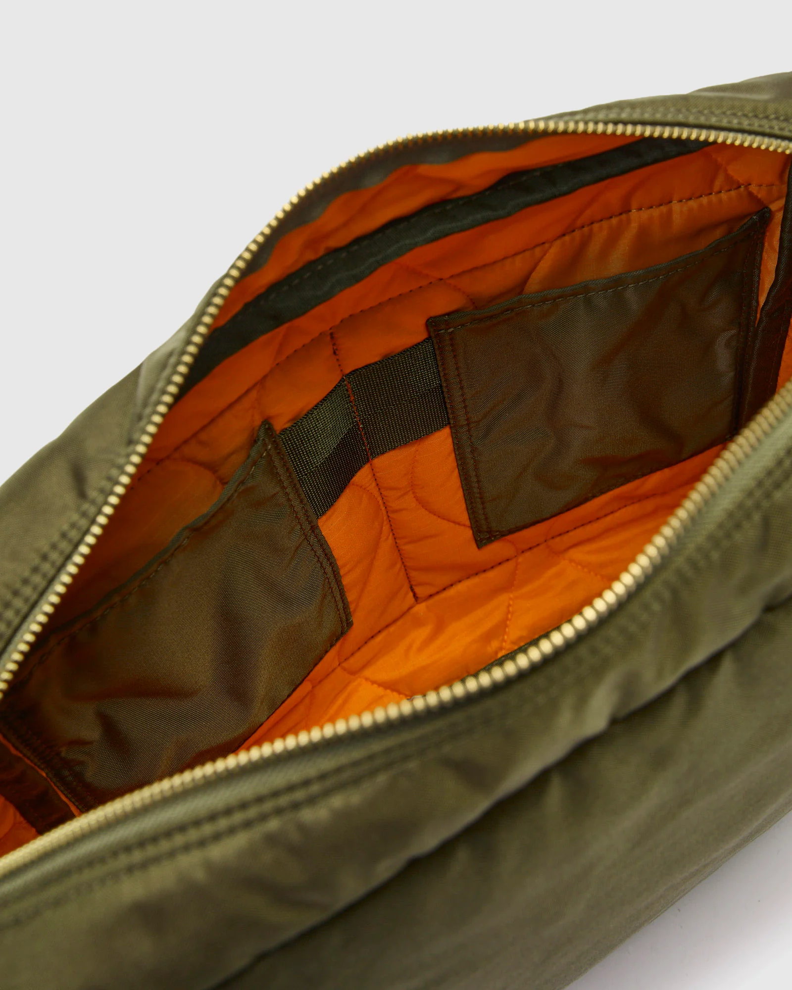 7415 "Force" Shoulder Bag in Olive - Image 9
