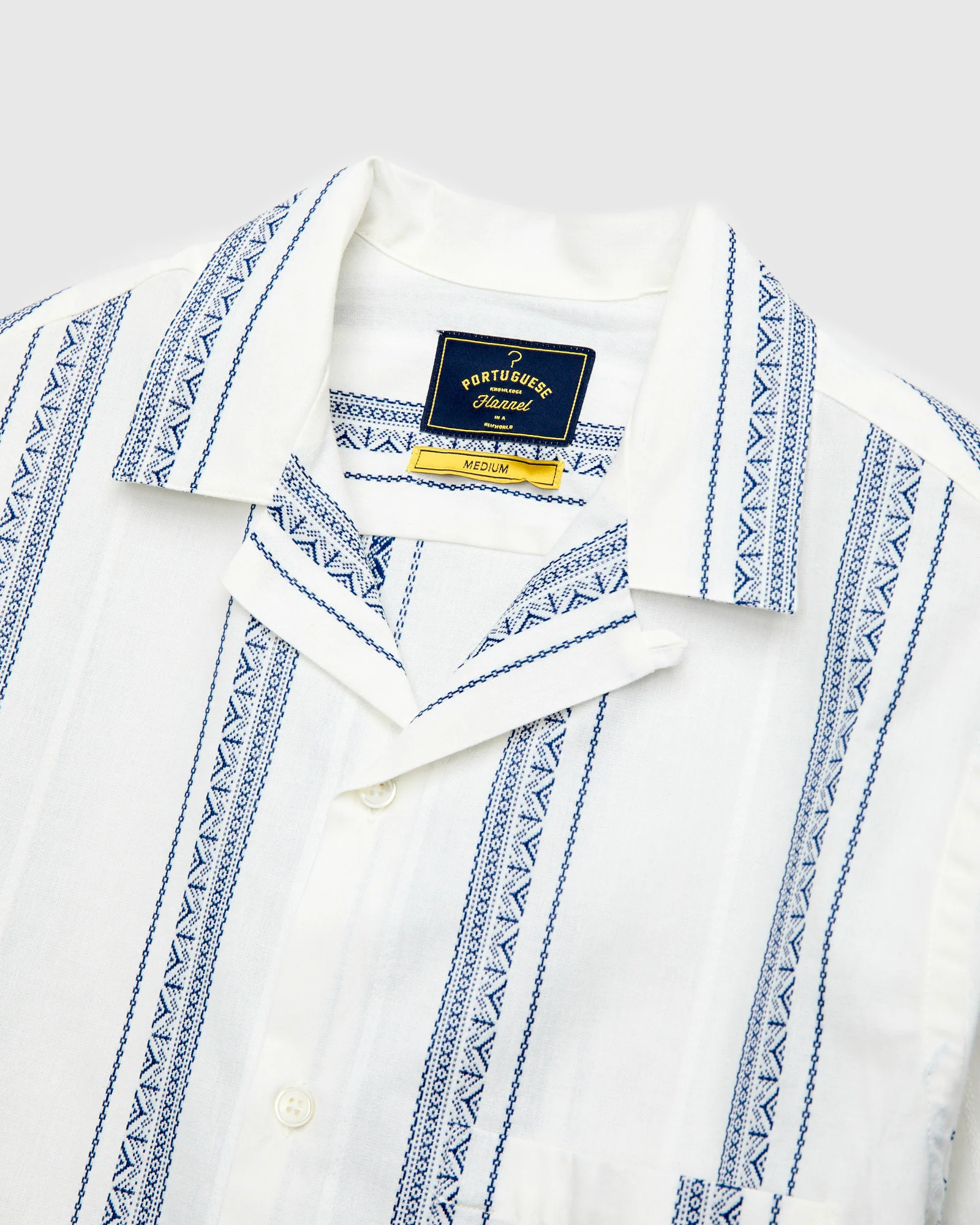 Alqueva Shirt in White Blue - Image 4