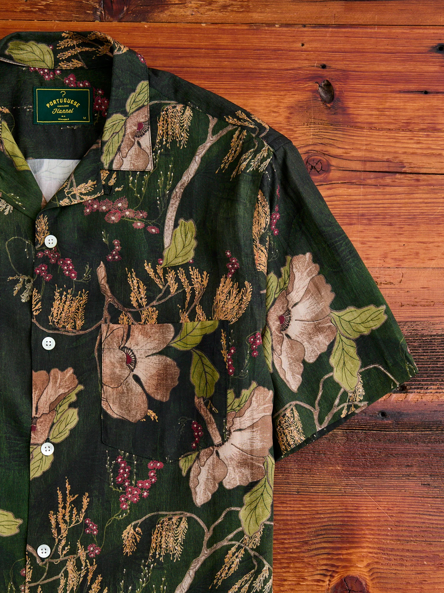 Ambar Button-Up Shirt in Green - Image 4