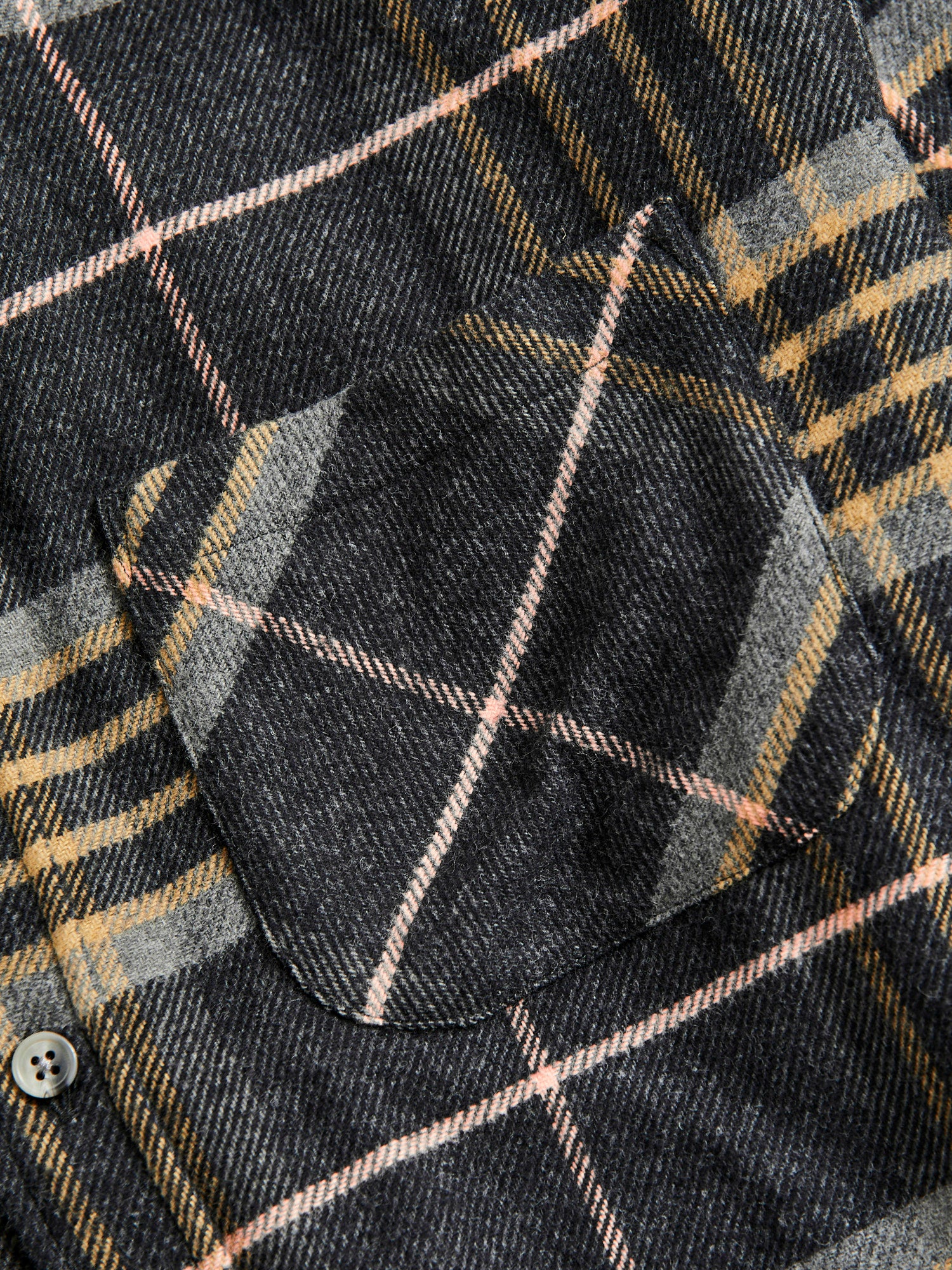 Arquive 72 Button-Up Shirt in Grey - Image 4