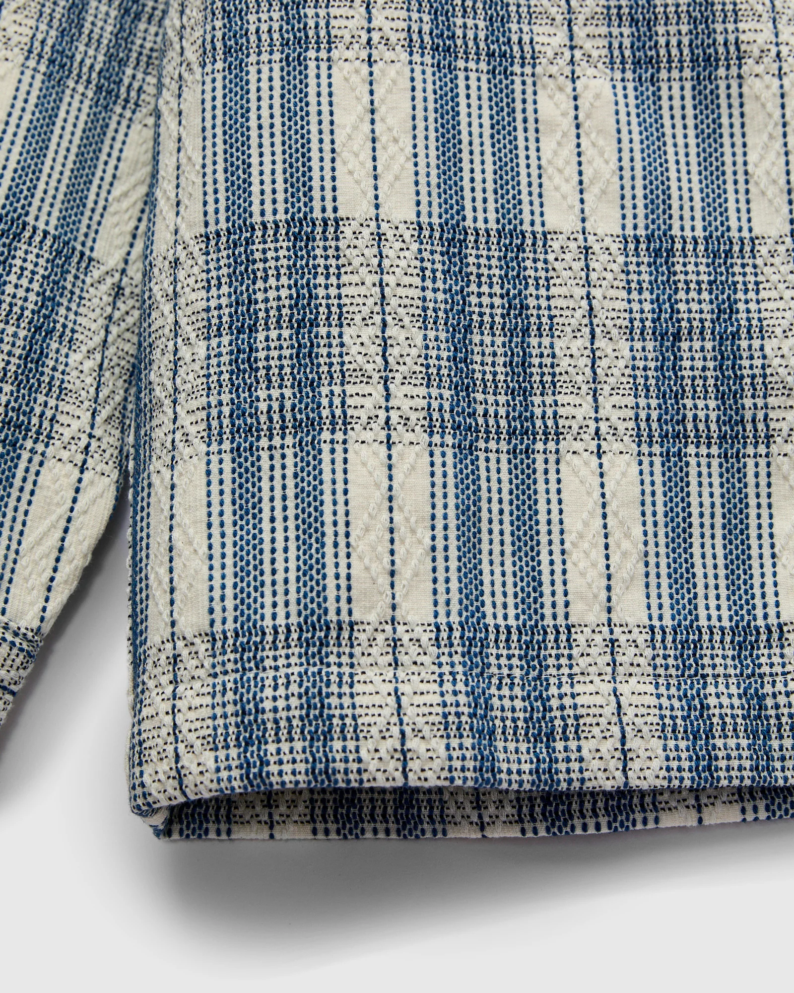 "Asagi Sashiko" Workshirt in White - Image 6