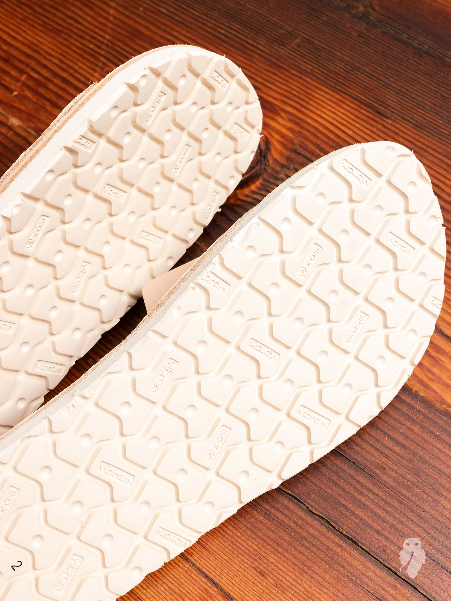 Atelier Slipper in Natural - Image 2