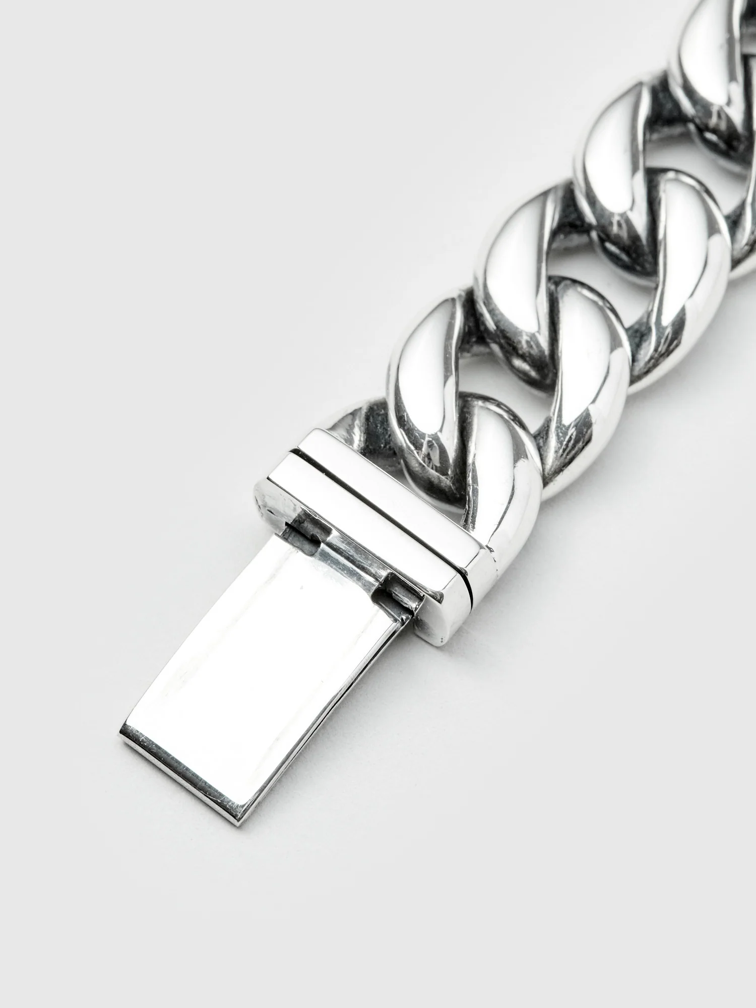 B&T Bracelet Size A in Sterling Silver - Image 4