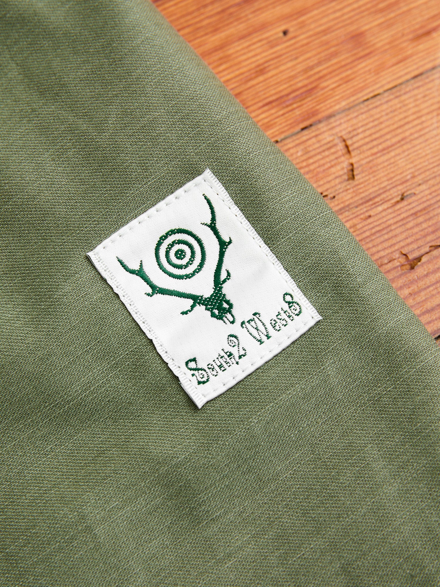 Back Sateen Belted C.S Pant in Olive - Image 7