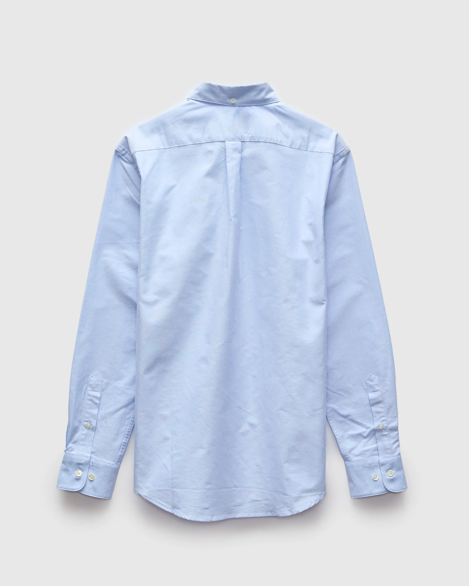 Belavista Button-Up Shirt in Light Blue - Image 3