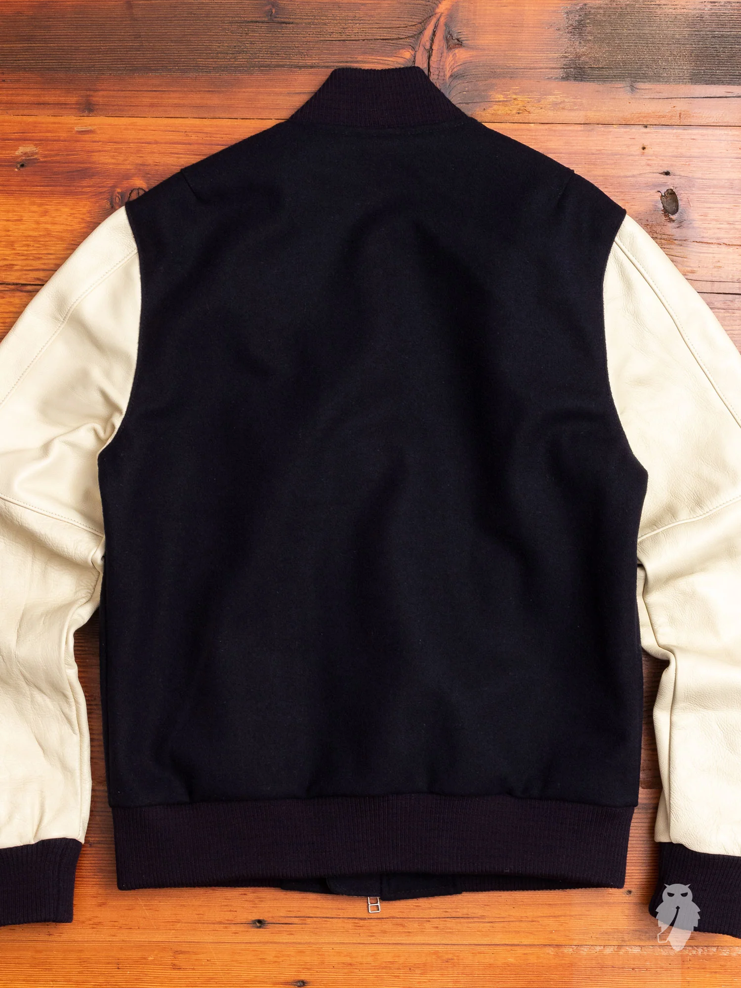 Bomber Jacket in Navy - Image 10