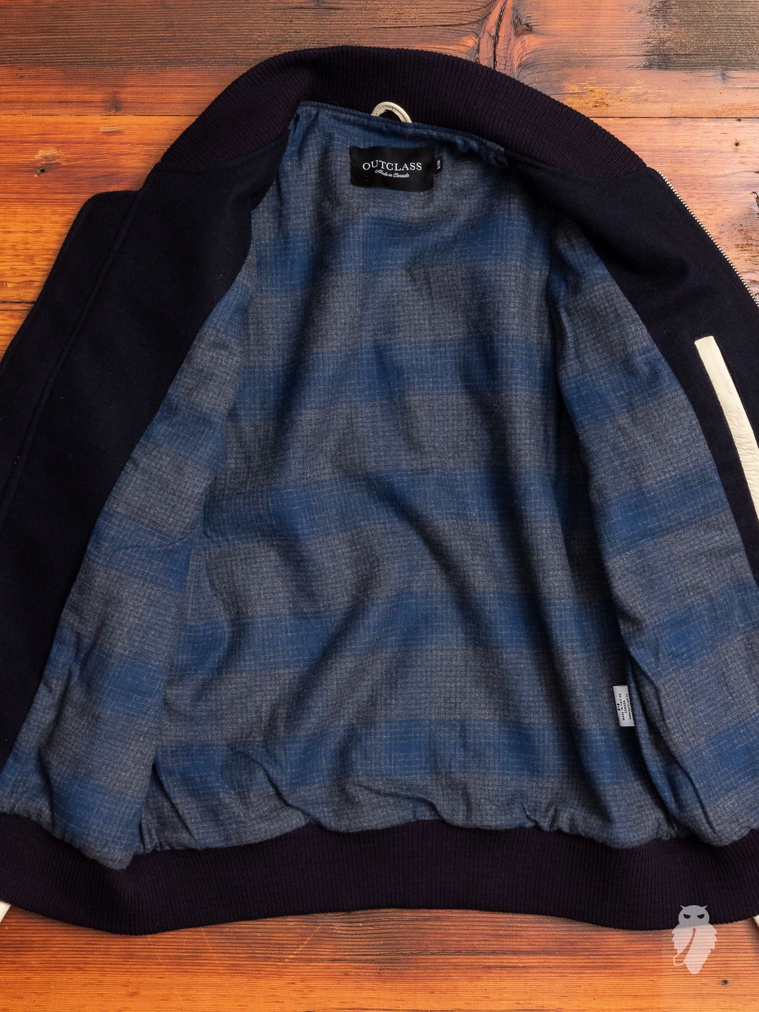 Bomber Jacket in Navy - Image 8