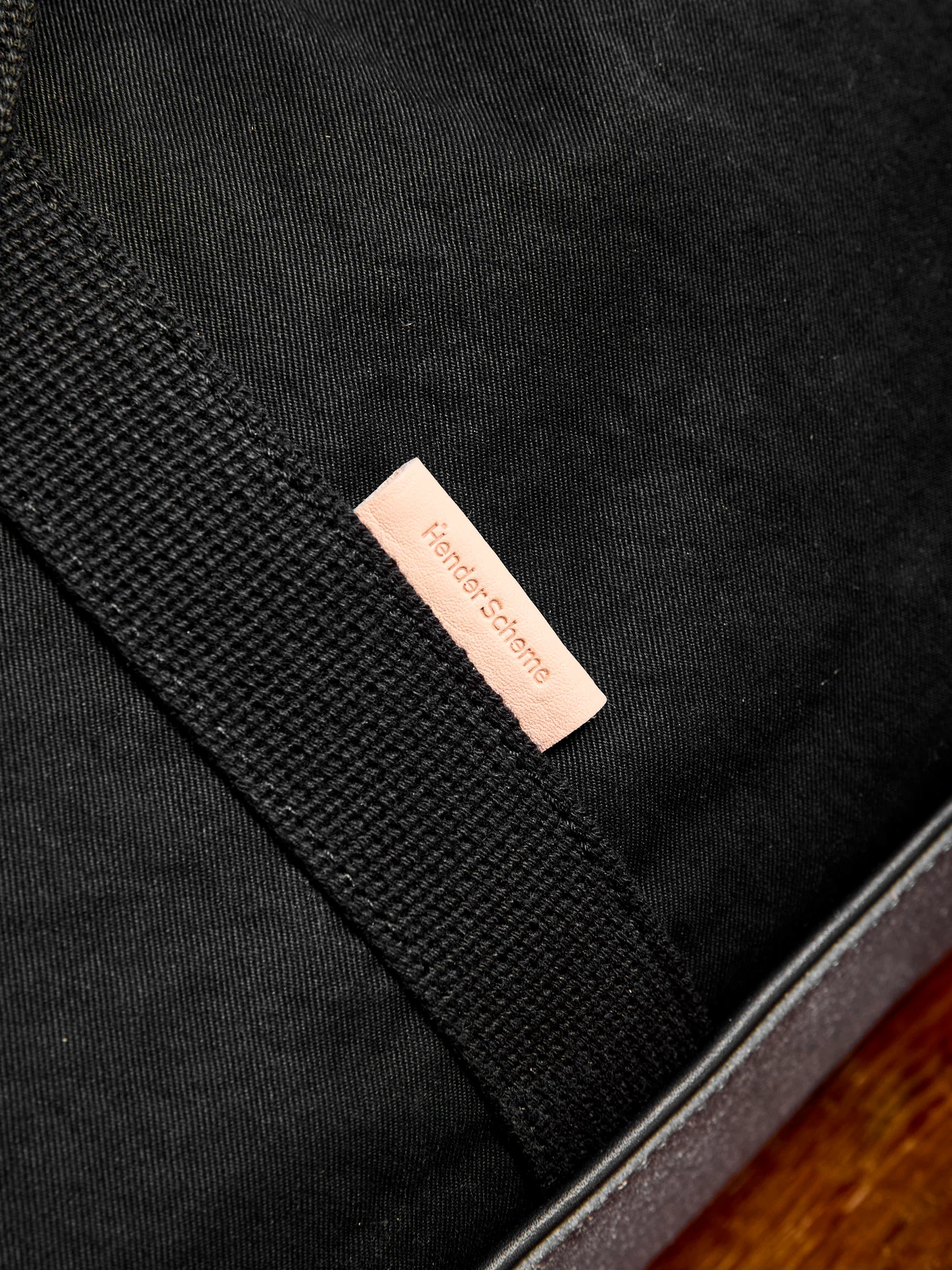 Boston Bag in Black - Image 7