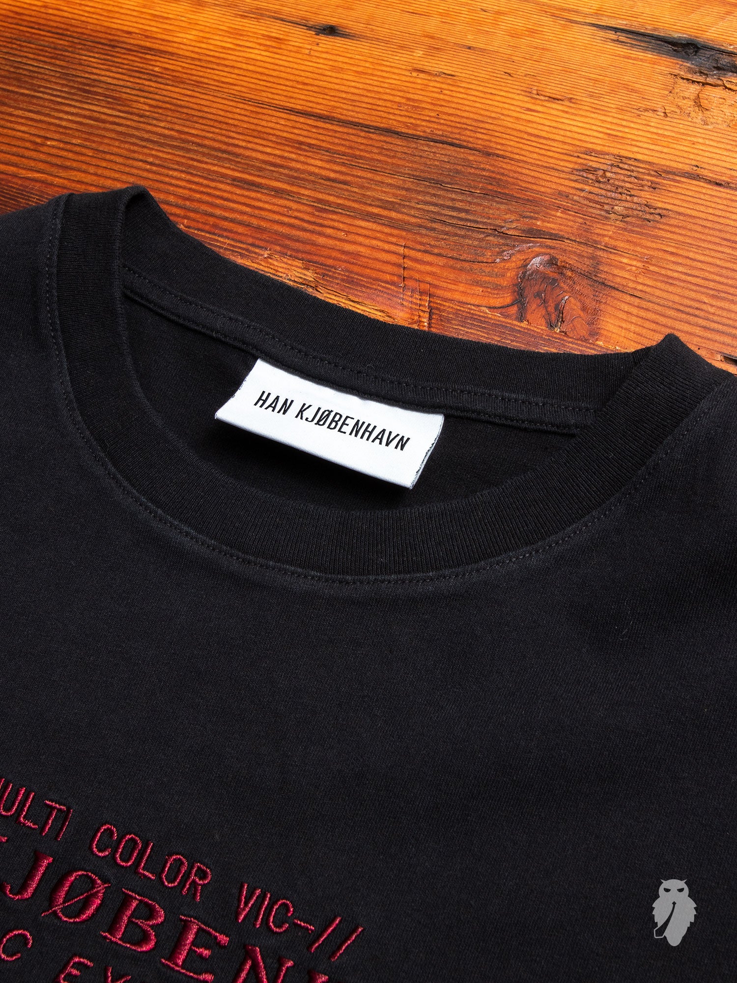 Casual T-Shirt in Black - Image 3