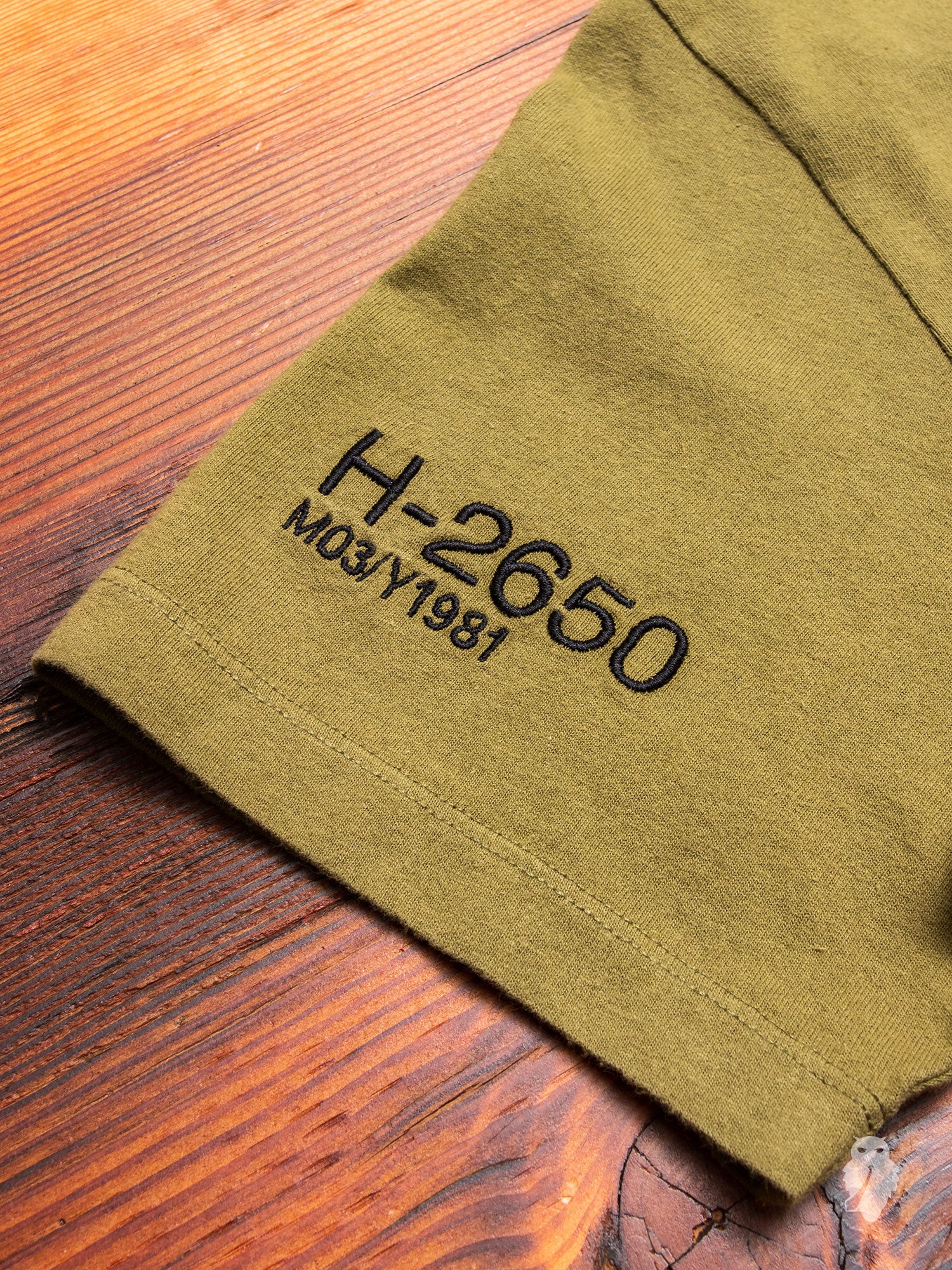 Casual T-Shirt in Olive - Image 6