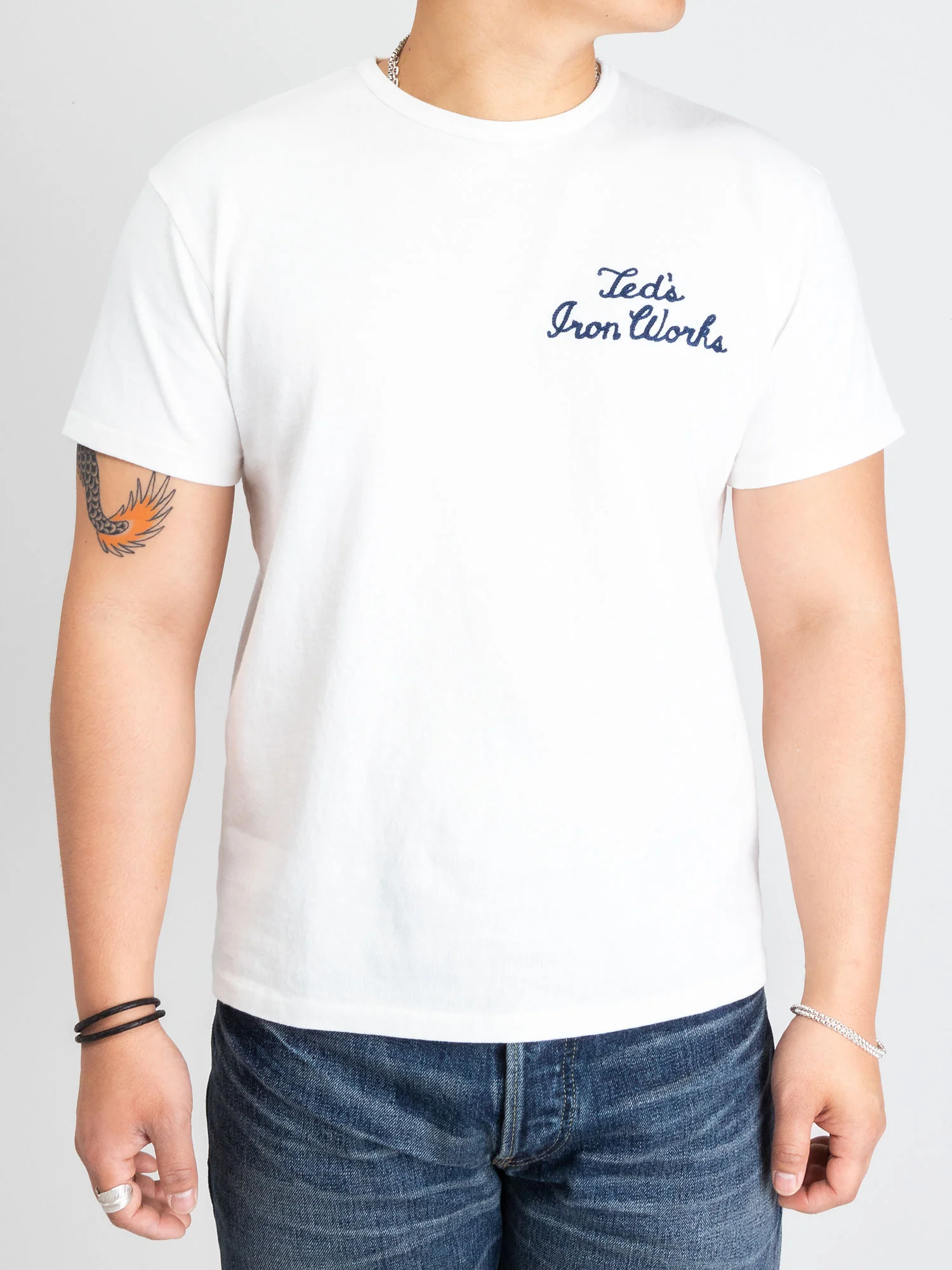 Chain Stitch Embroidery T-Shirt in White - Image 2