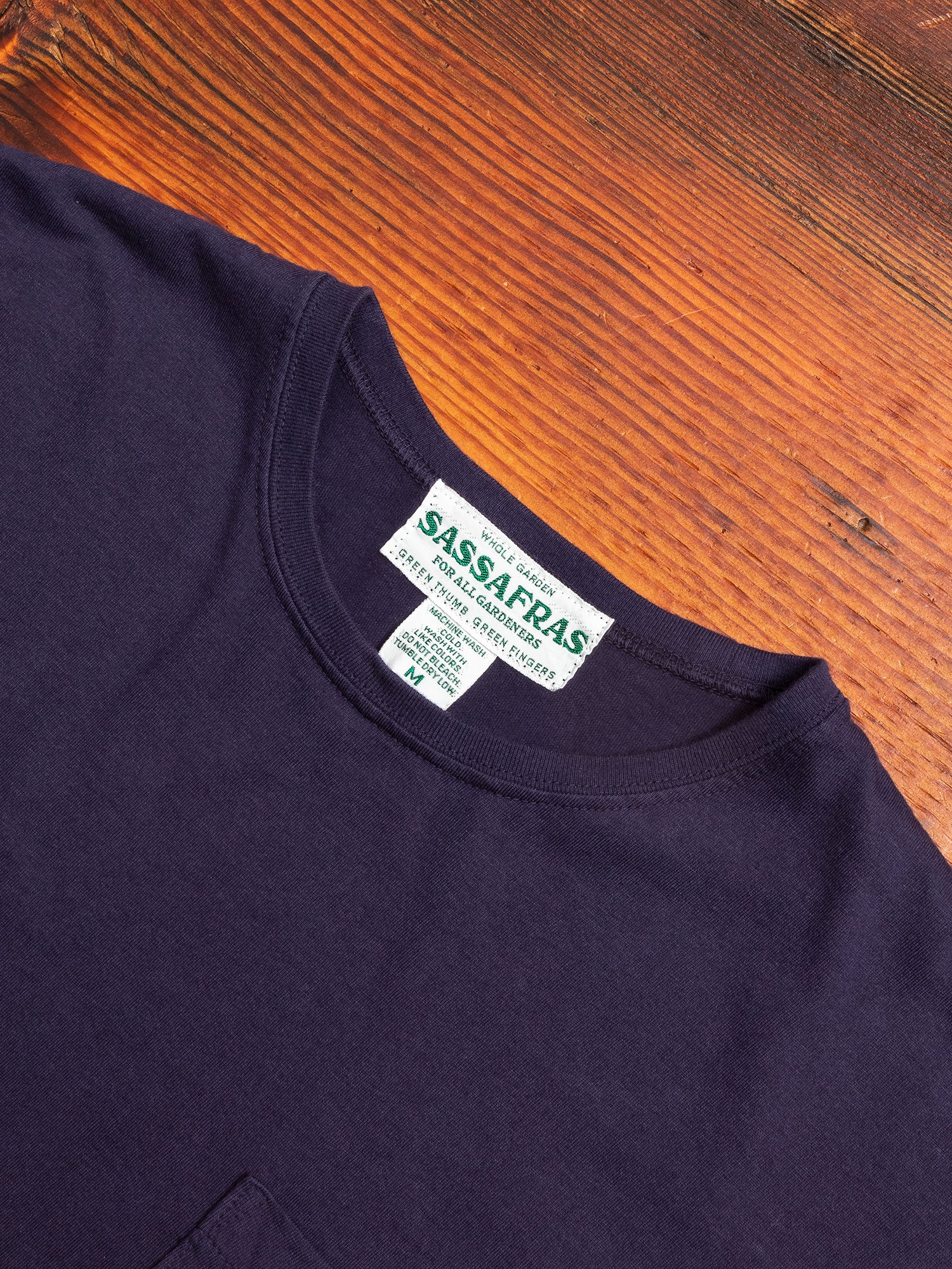 Chop Corner Pocket T-Shirt in Navy - Image 3