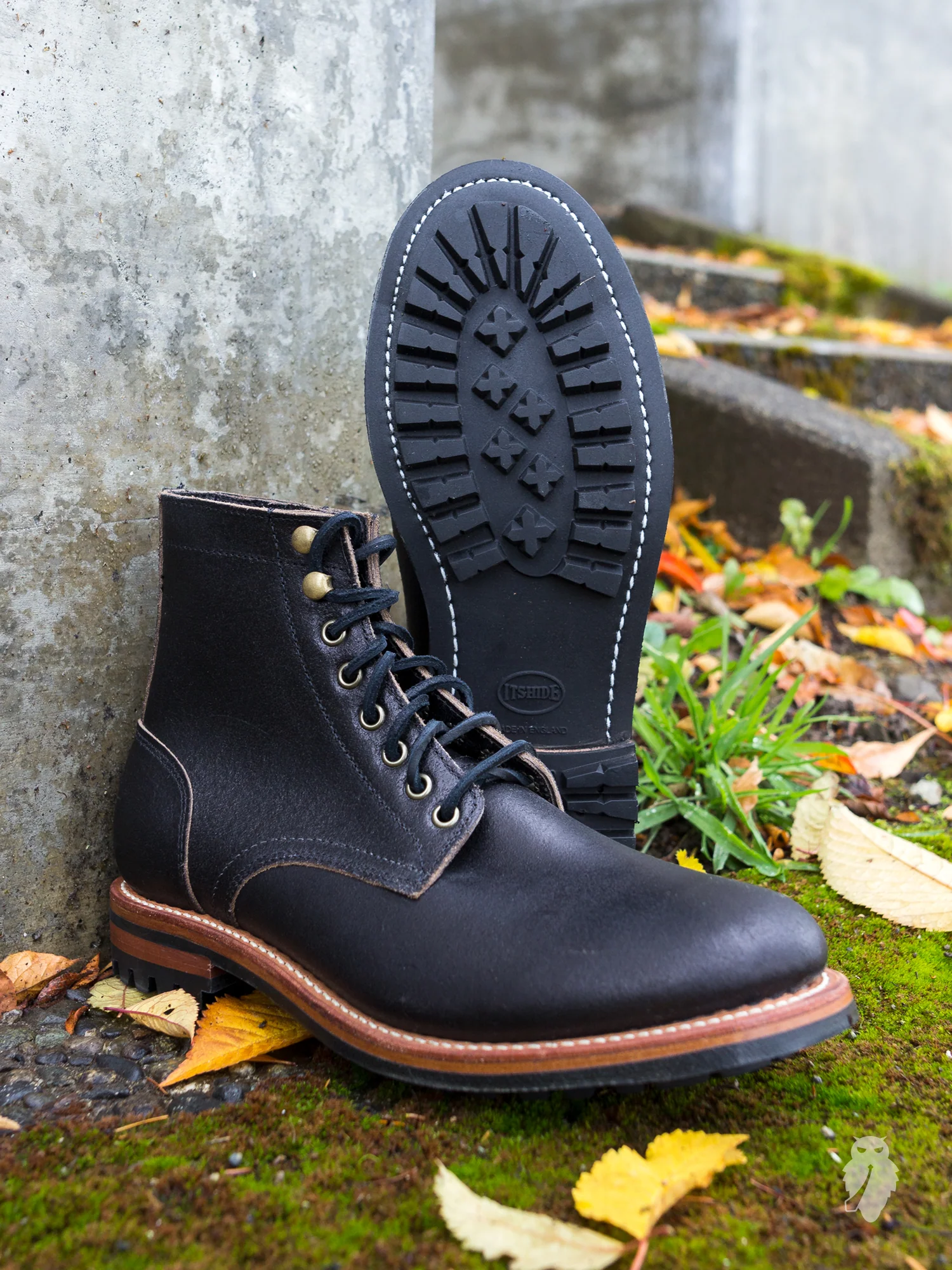 "Commando Trench Boot" in Waxed Black - Image 3