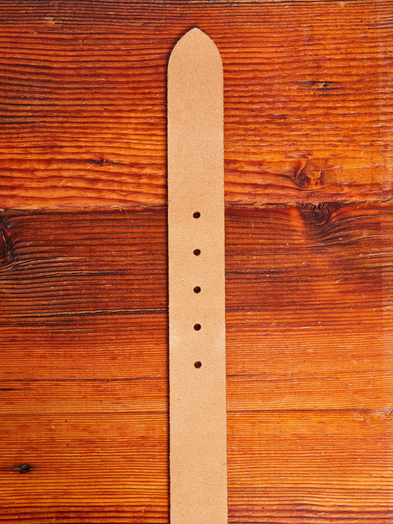 Muleskinner Leather Belt in Hawthorne - Image 6
