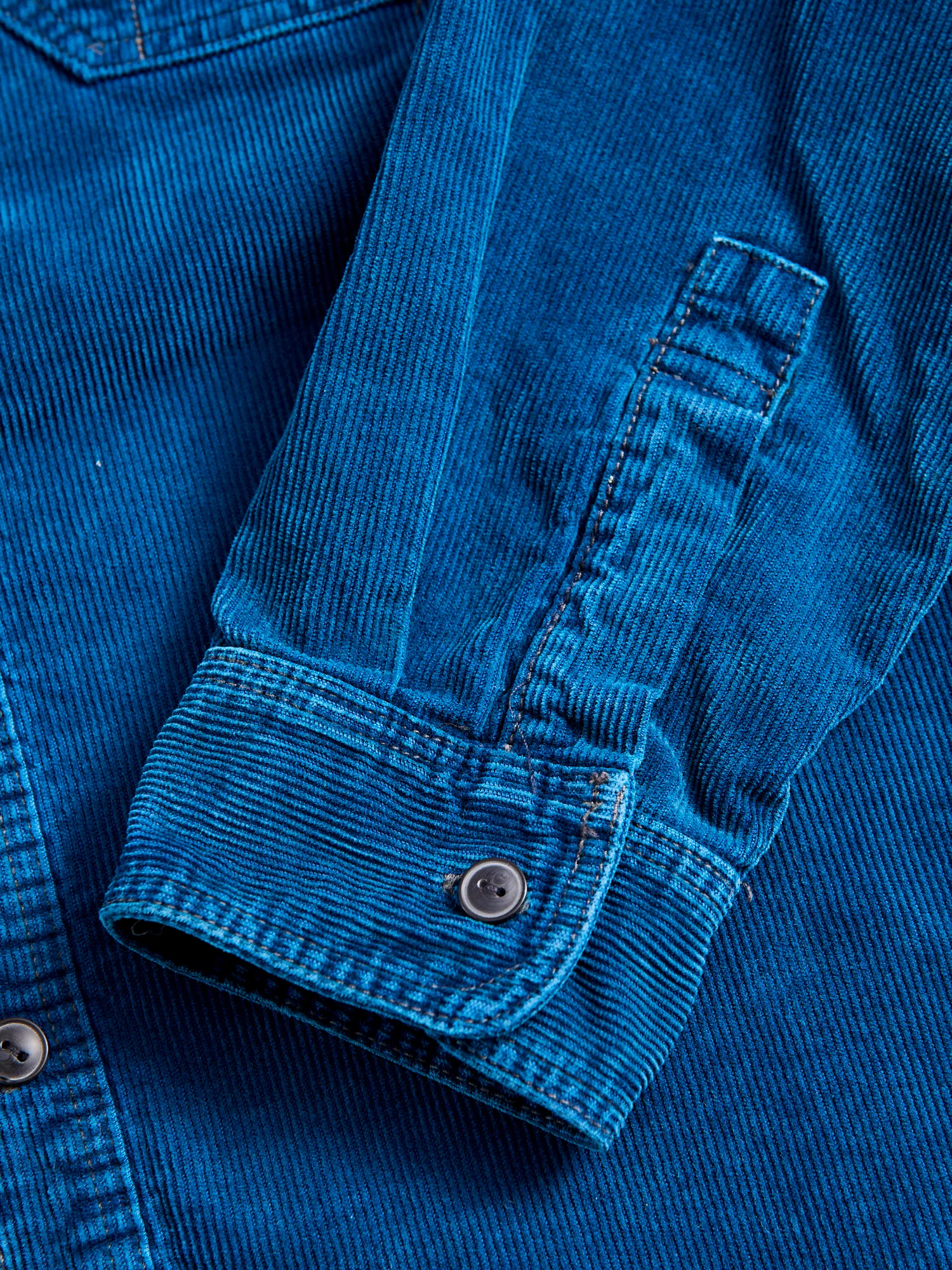 Cameron Corduroy Workshirt in Medium Indigo Wash - Image 5