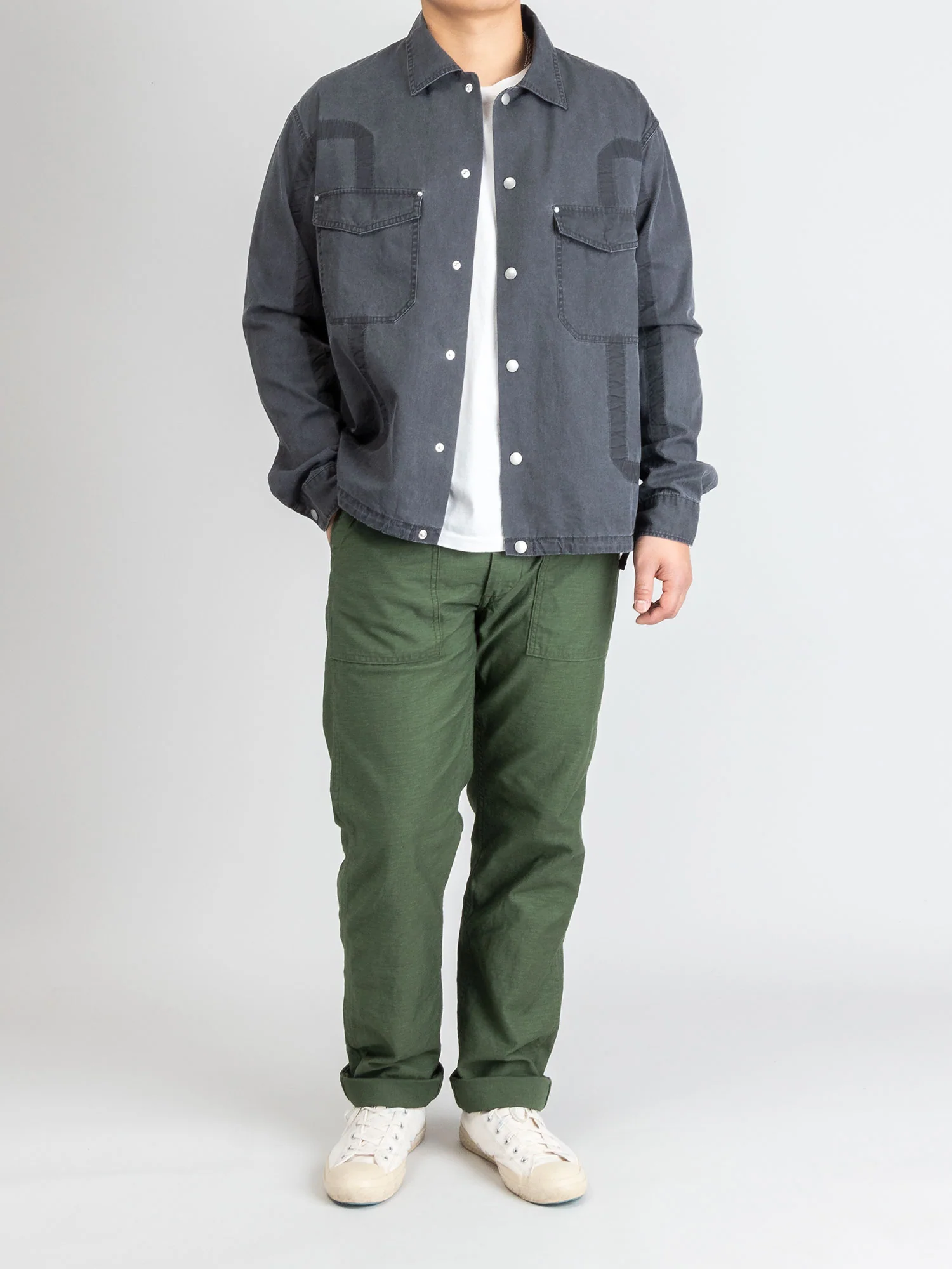 Cotton Poplin Frame II Snap Overshirt in Black - Image 9