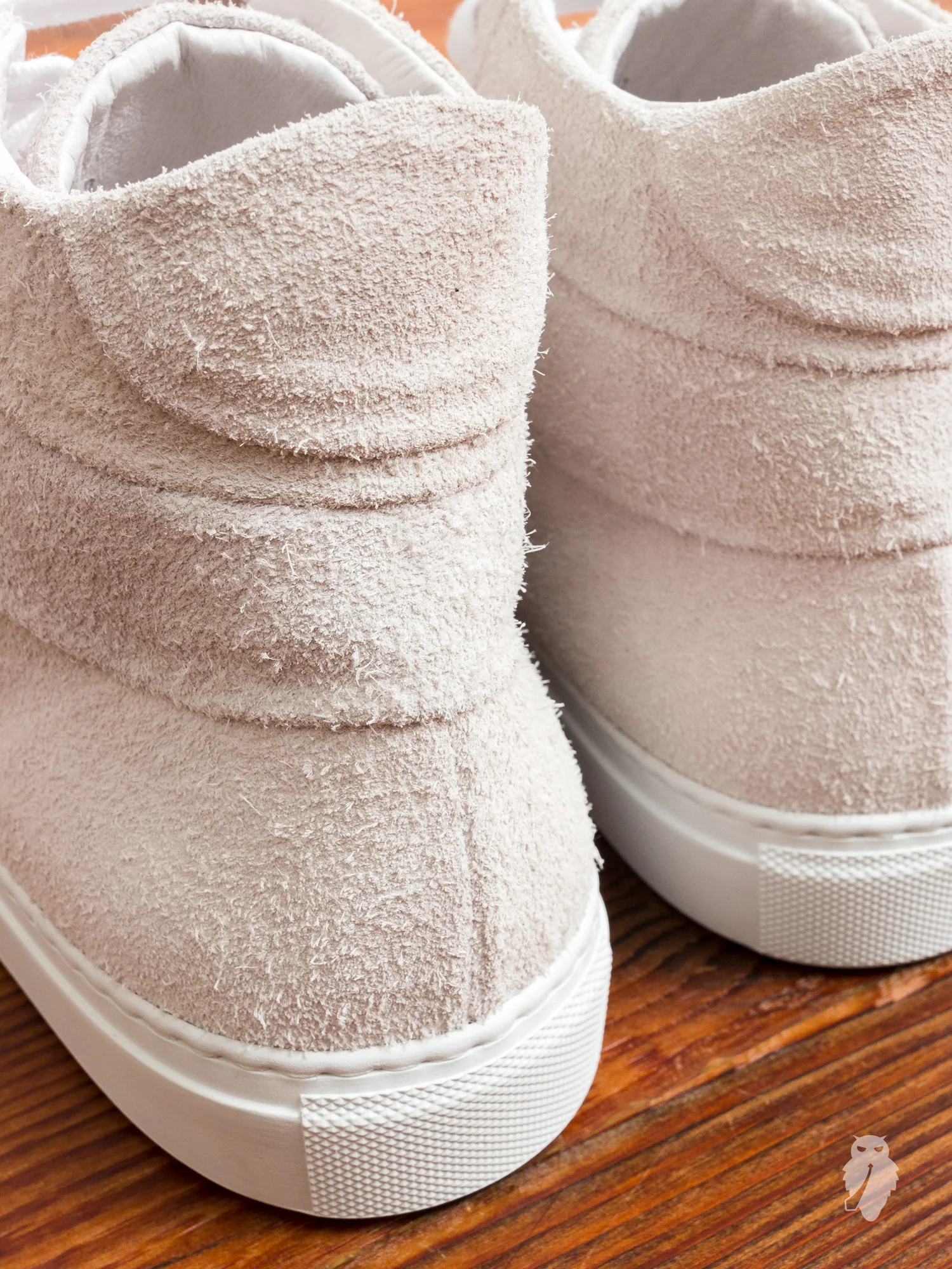 Court Hi-Top Sneaker in White Suede - Image 4