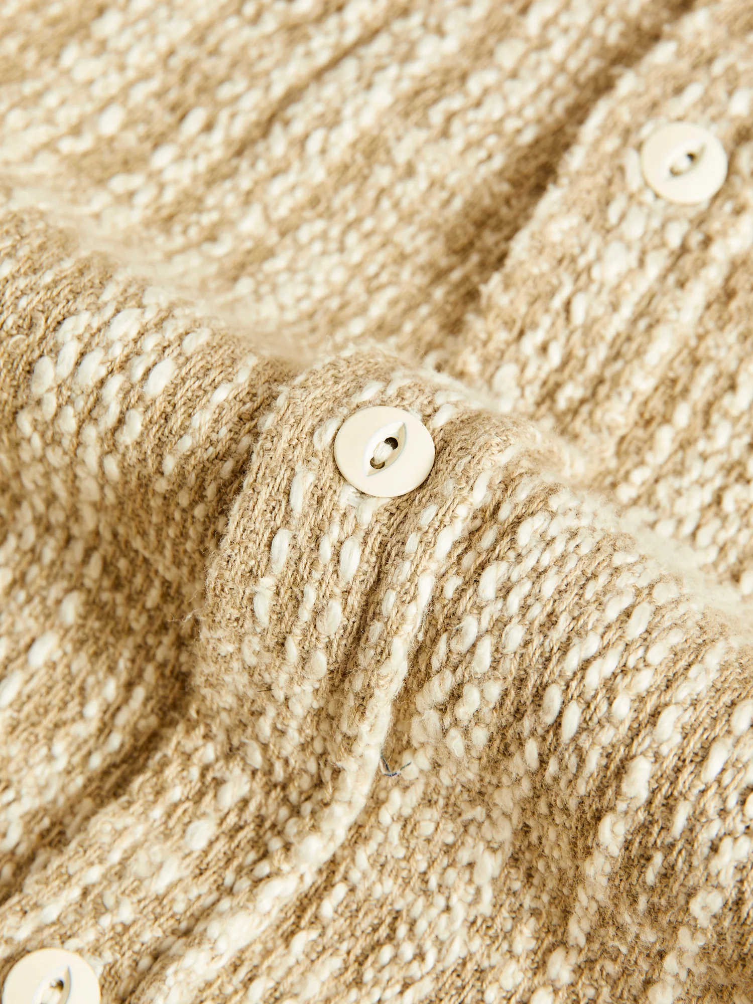 Crosscut Flannel in Alabaster Jacquard - Image 5
