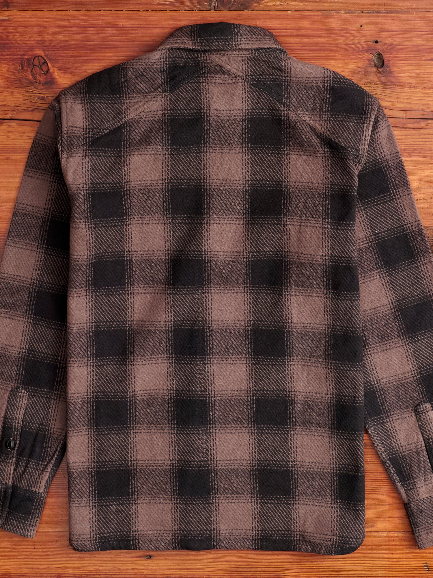 Crosscut Flannel in Charcoal Twill Plaid - Image 8