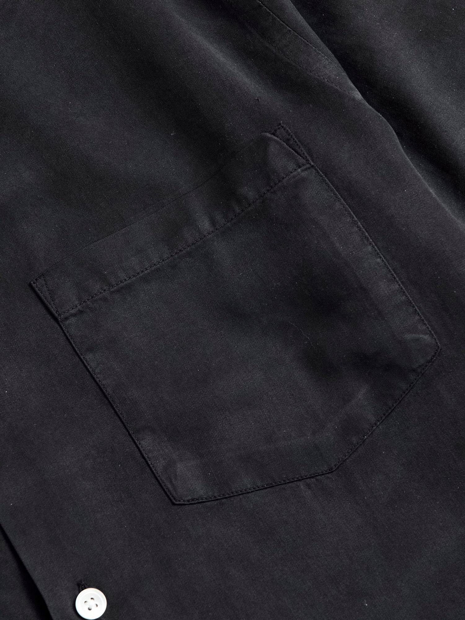 Dogtown Shirt in Black - Image 4