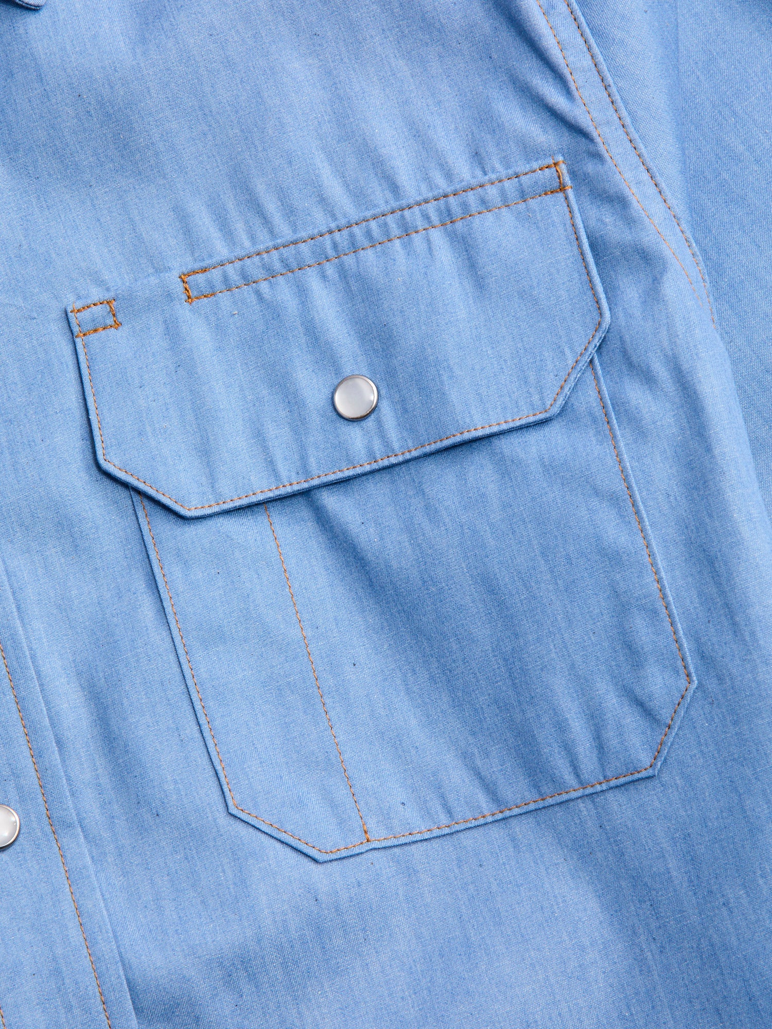 Drover Overshirt in Light Indigo Chambray - Image 4