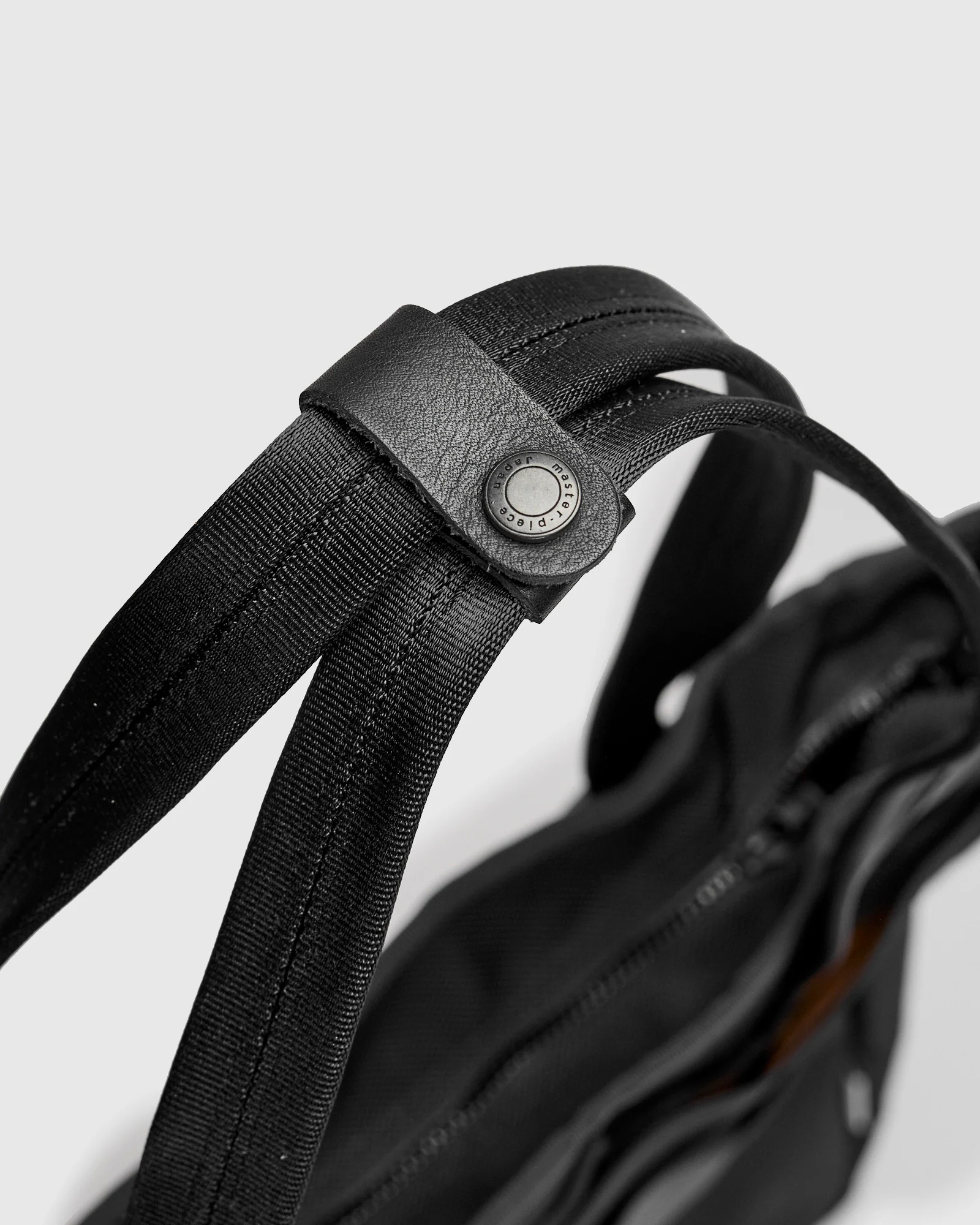 Explorer 2-Way Tote Bag in Black - Image 6
