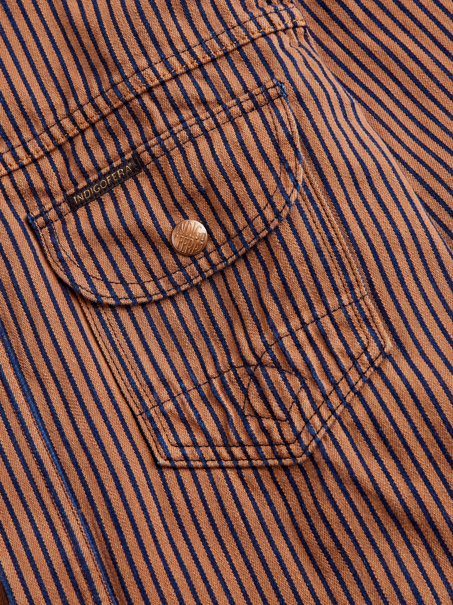 Fargo Trucker in Groot Indigo - Image 4
