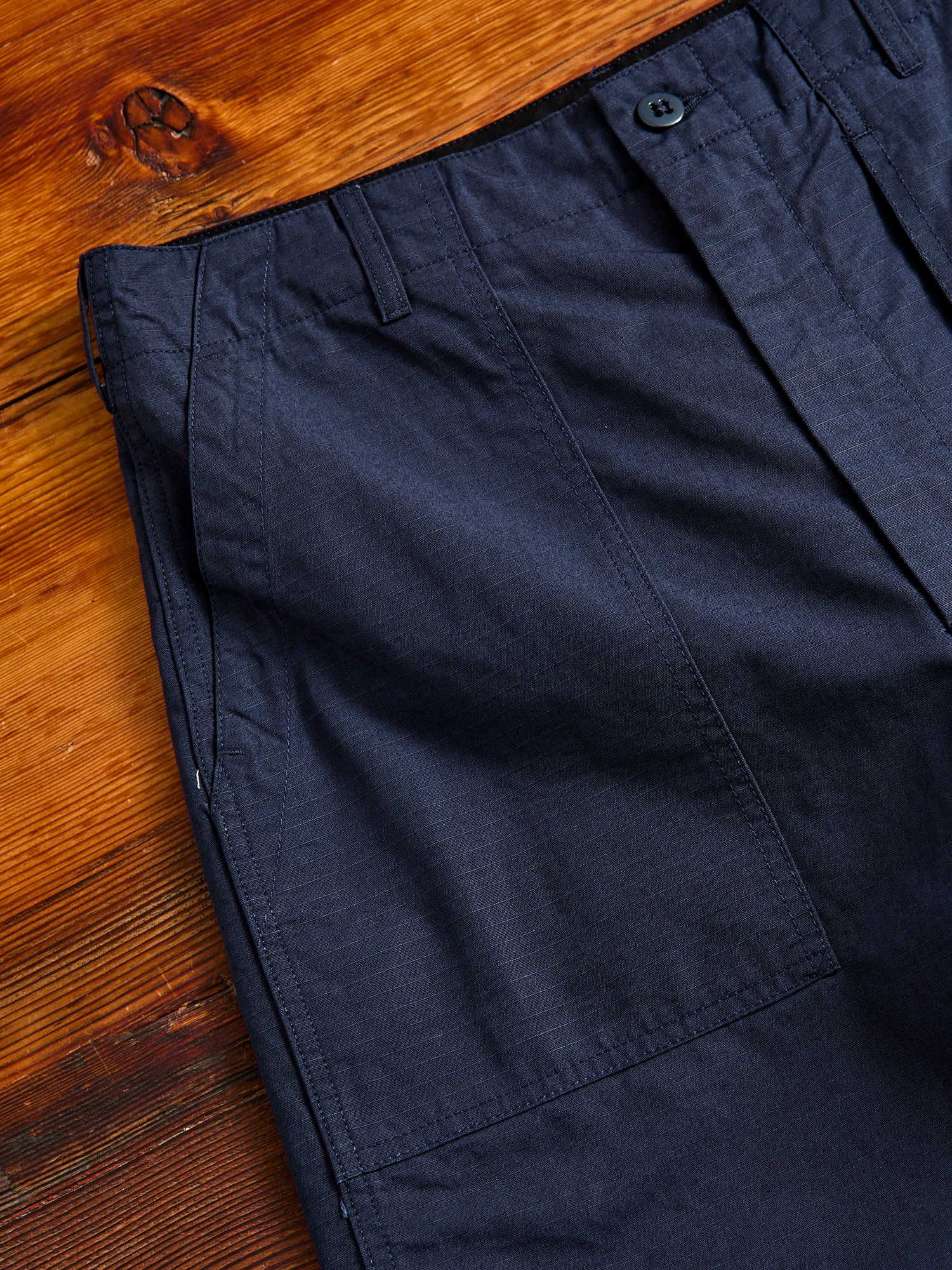 Fatigue Shorts in Navy Cotton Ripstop - Image 3