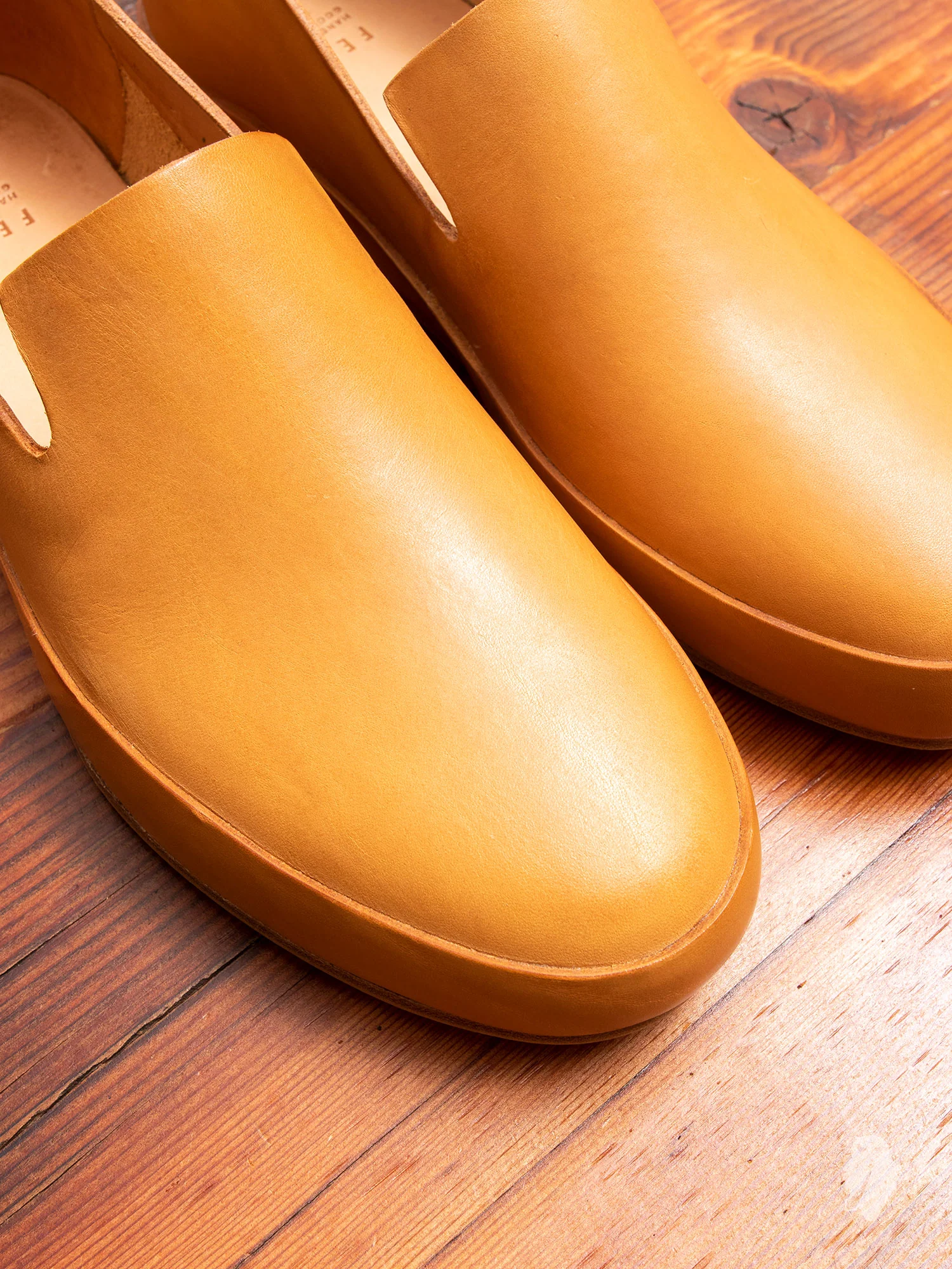 Hand Sewn Slipper in Natural - Image 3