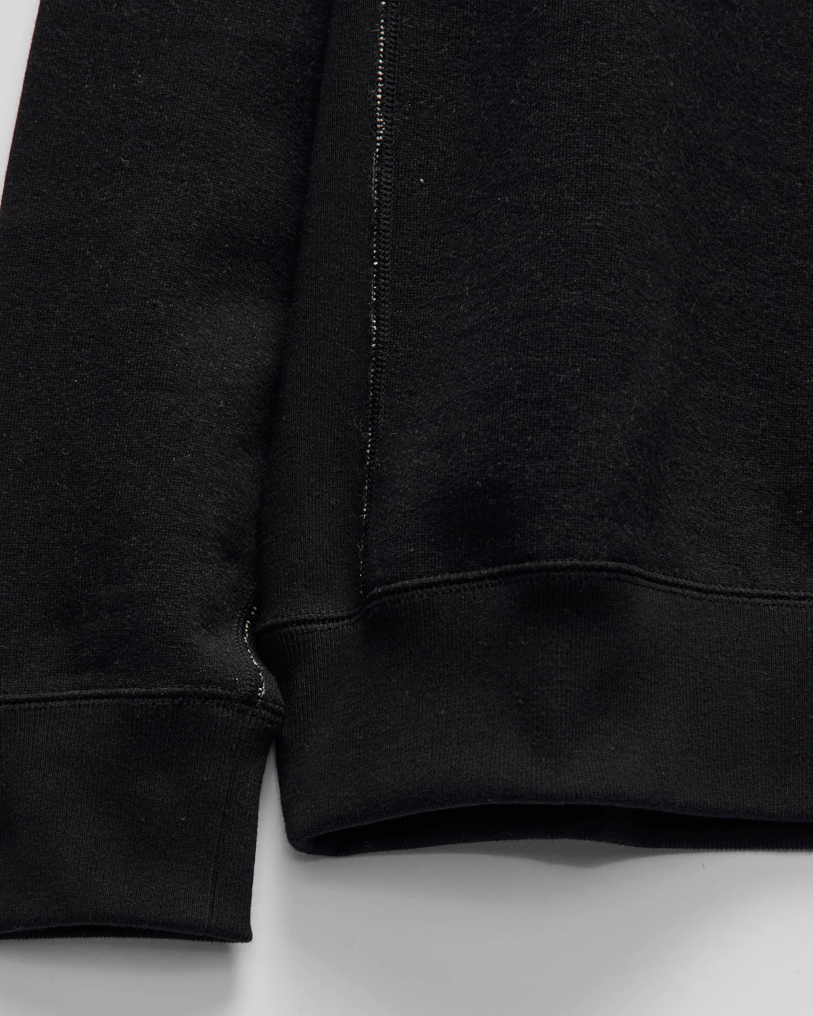 Fleeced FoxFibre® Pullover Crewneck in Black Coyote - Image 4