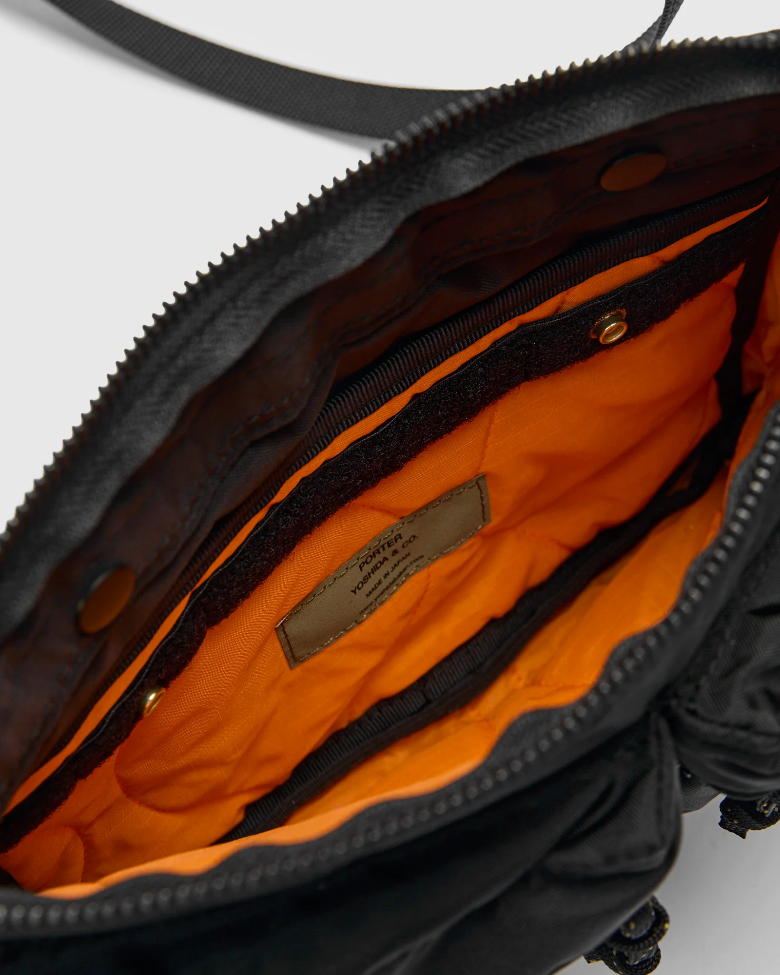 5458 "Force" Shoulder Bag in Black - Image 8