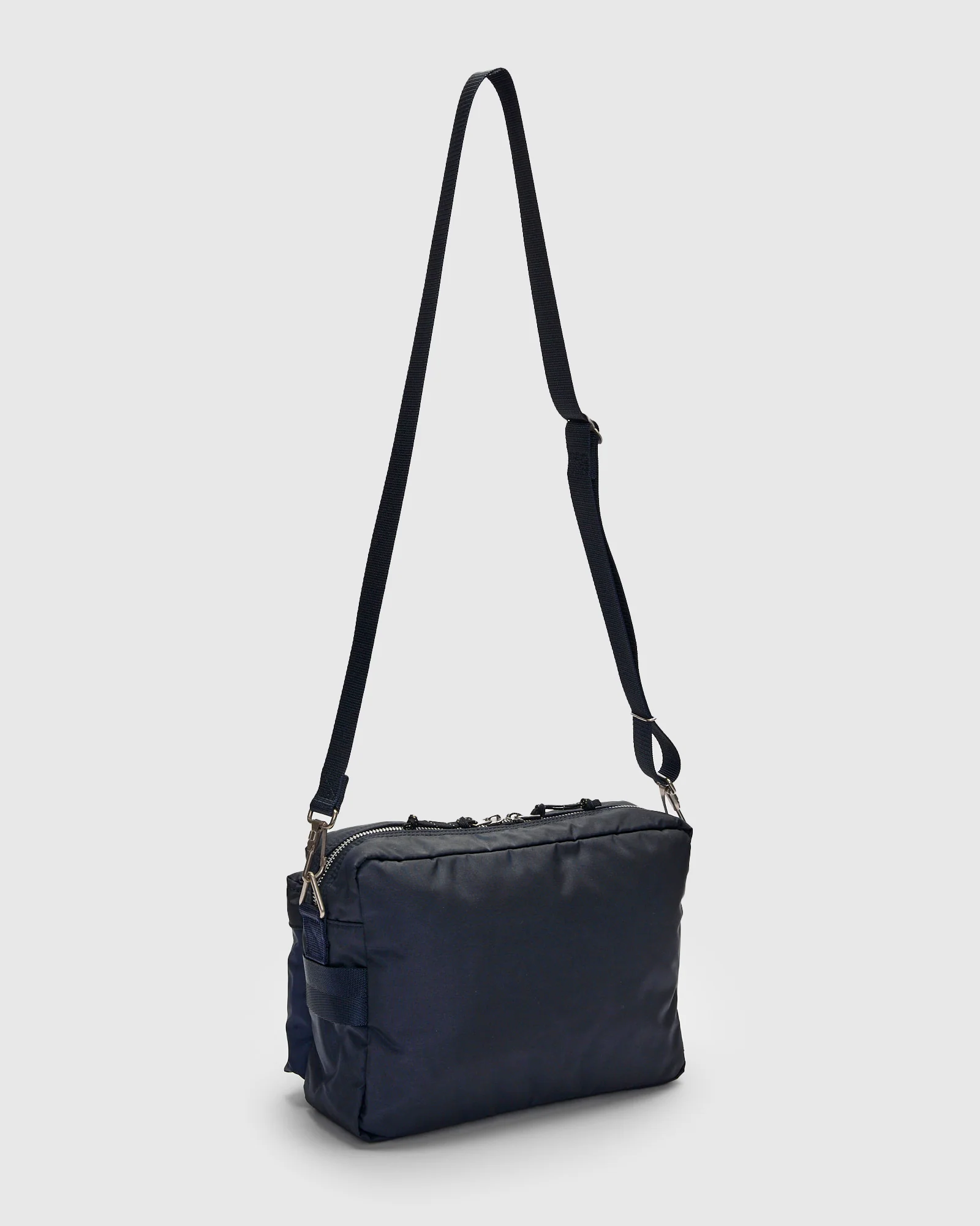 5457 "Force" Shoulder Bag in Navy - Image 4
