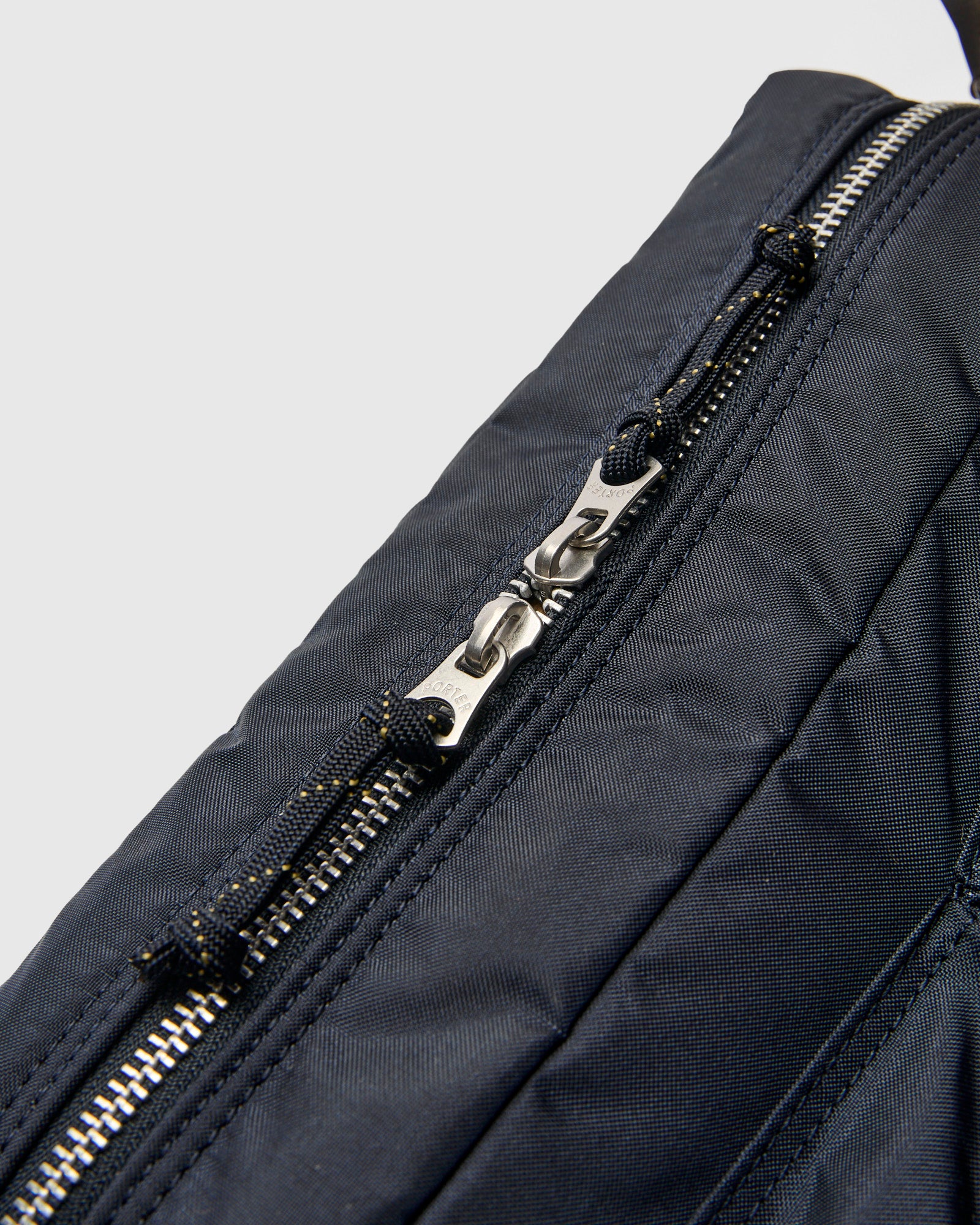 5457 "Force" Shoulder Bag in Navy - Image 8