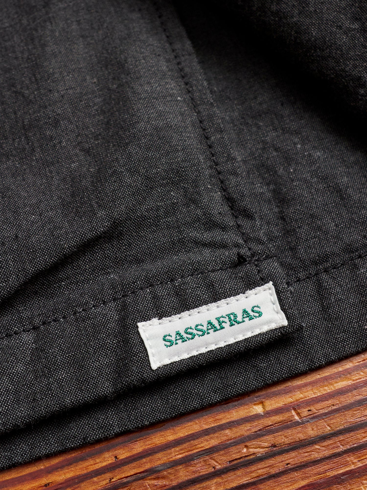 Gardener Half Overshirt in Black Chambray - Image 9