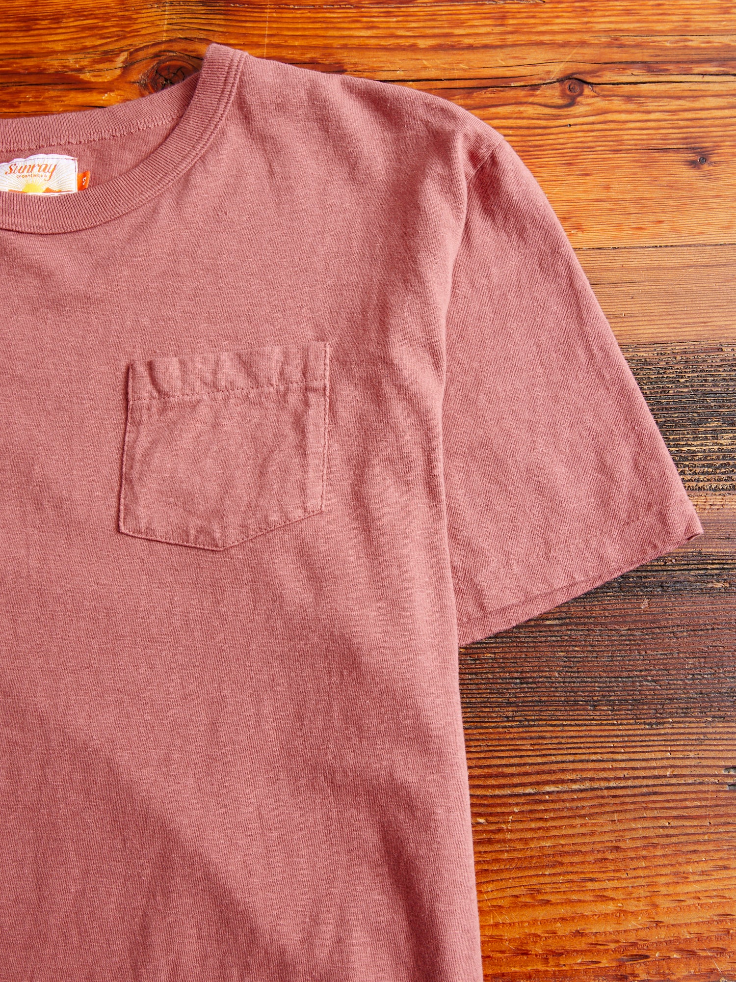 Hanalei Short Sleeve T-Shirt in Spiced Apple - Image 4