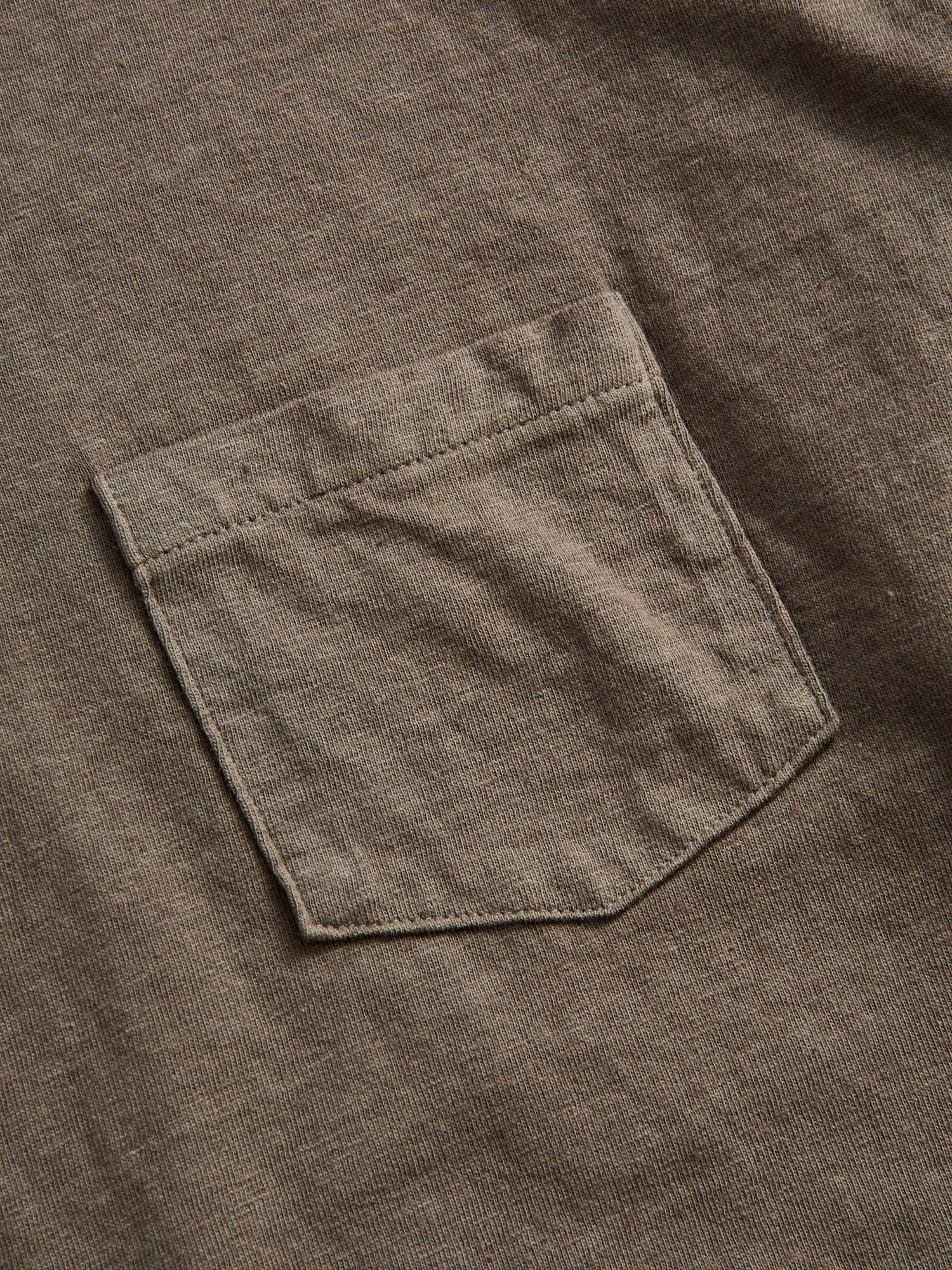 Hanalei Short Sleeve T-Shirt in Turkish Coffee - Image 5