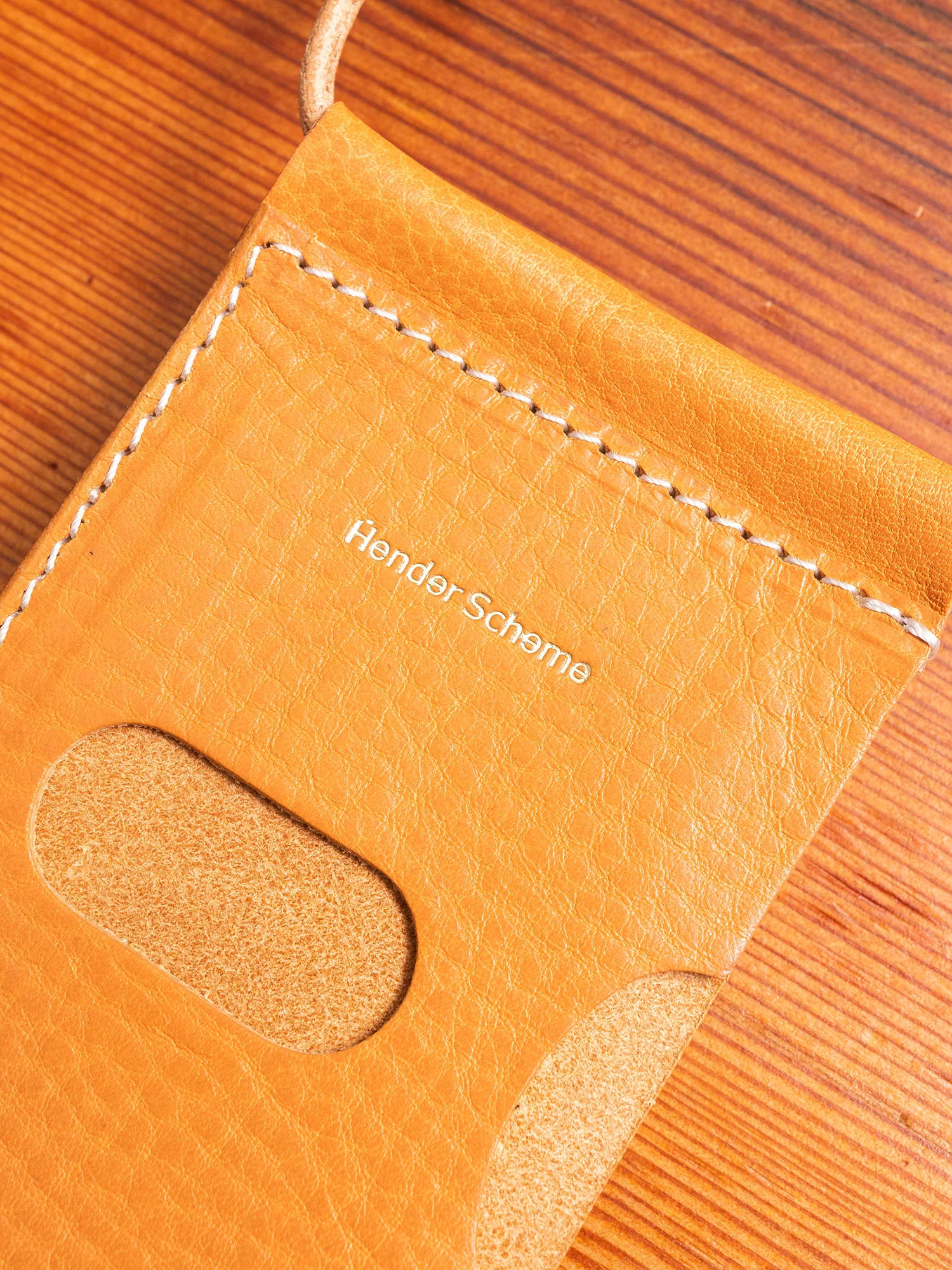 Hang Wallet in Natural - Image 5