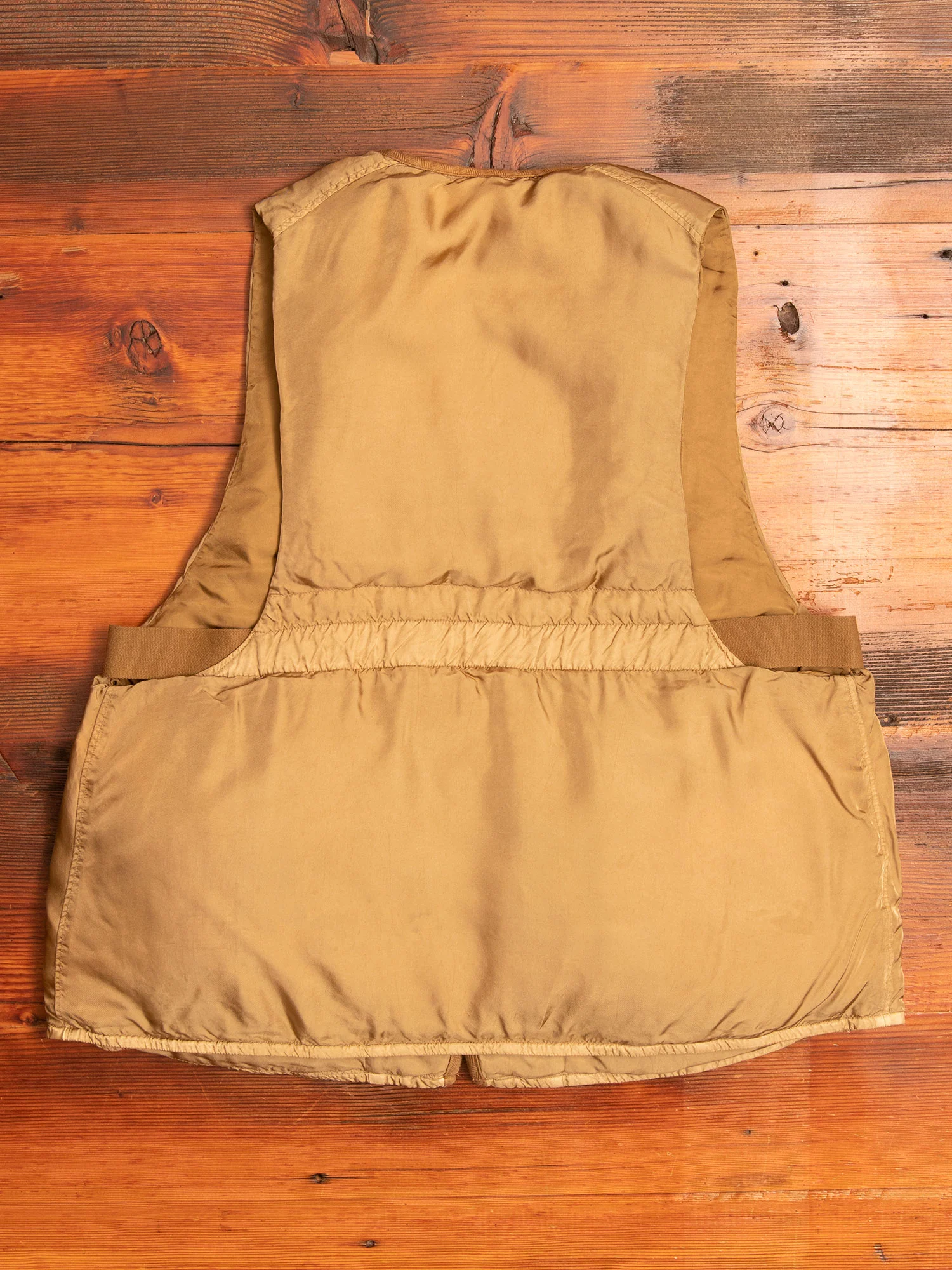 Harrier Down Vest in Khaki - Image 12